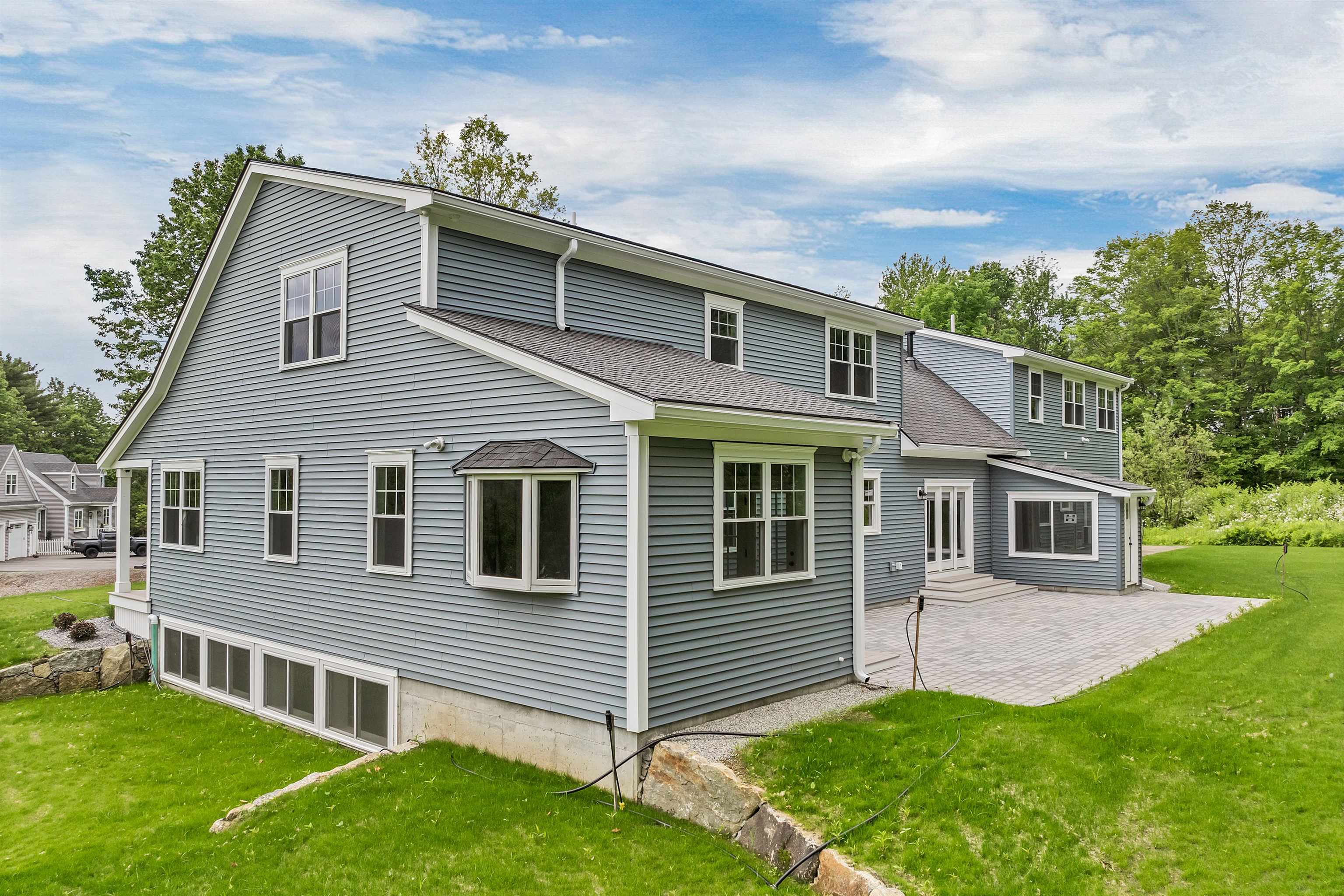 Meredith, New Hampshire, 03253, United States, 4 Bedrooms Bedrooms, ,5 BathroomsBathrooms,Residential,Active,1970998