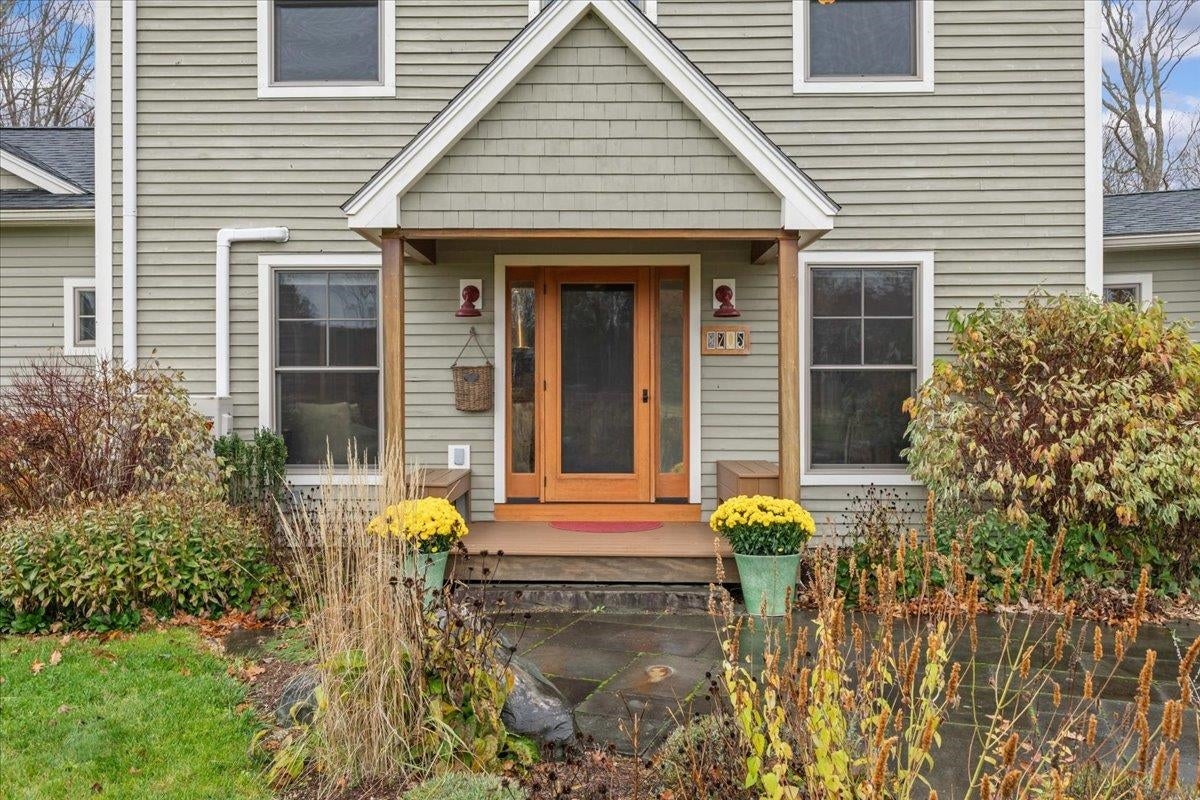 Essex, Vermont, 05452, United States, 4 Bedrooms Bedrooms, ,3 BathroomsBathrooms,Residential,Active,1973542