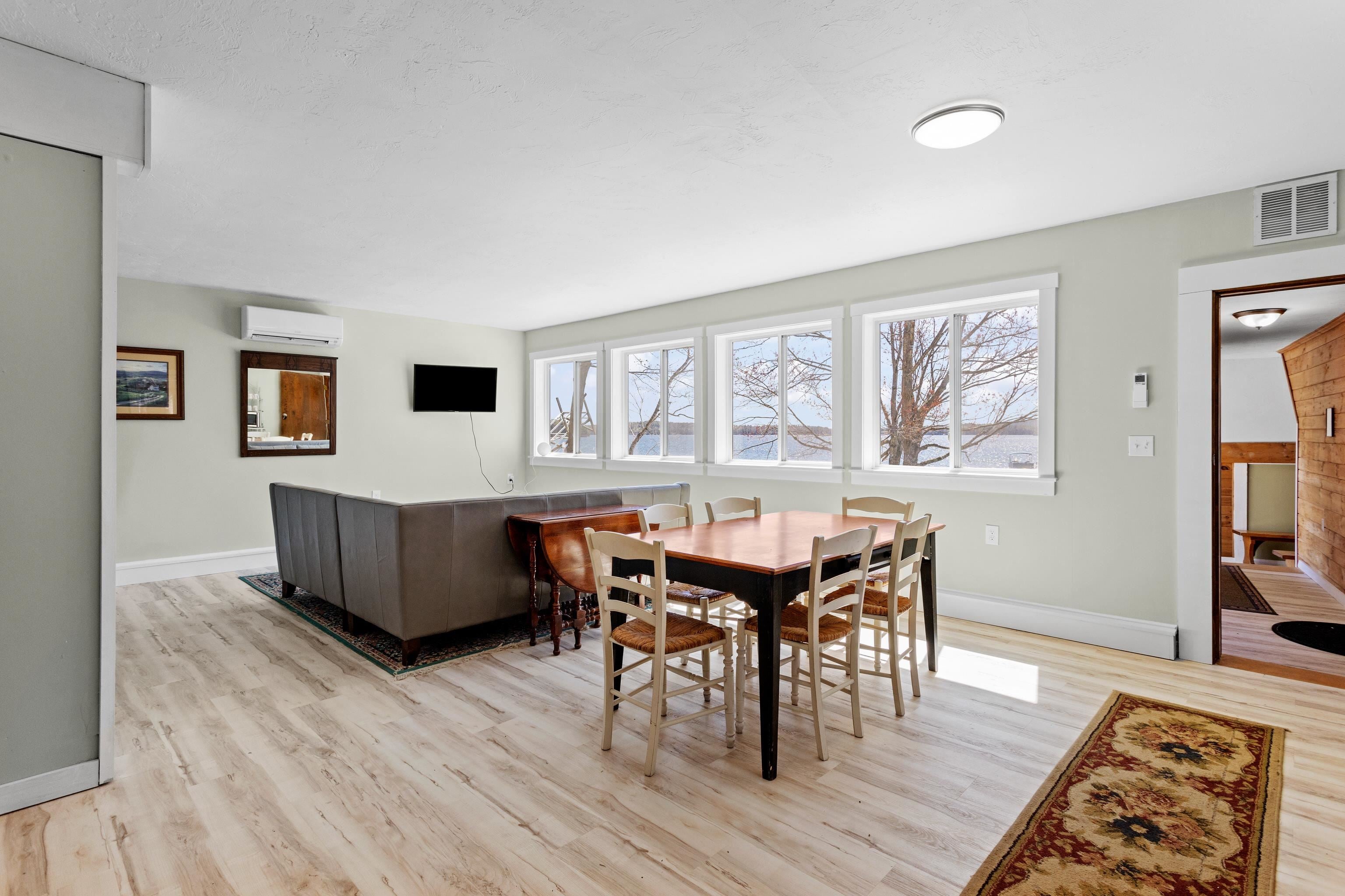 Moultonborough, New Hampshire, 03254, United States, 6 Bedrooms Bedrooms, ,3 BathroomsBathrooms,Residential,Active,1798037