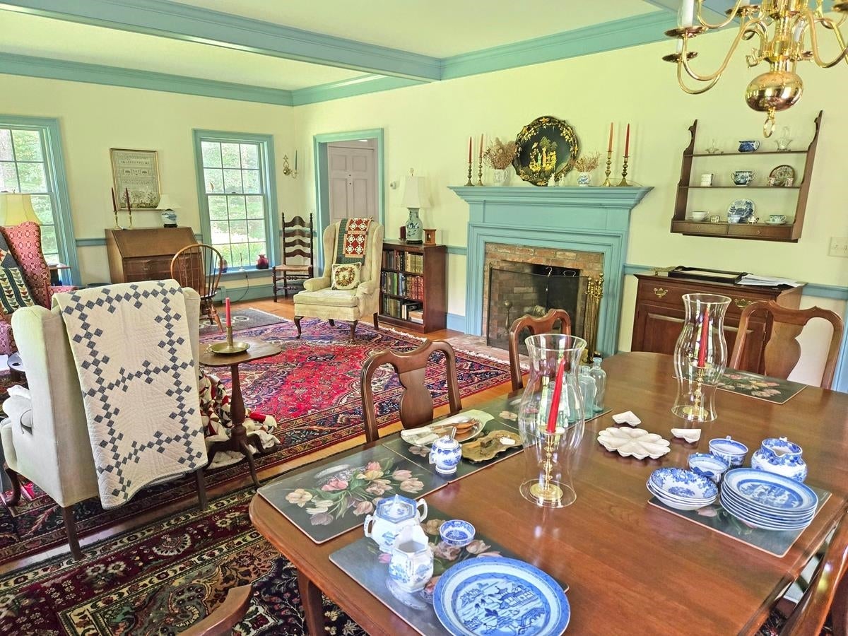 Hartford, Vermont, 05001, United States, 4 Bedrooms Bedrooms, ,4 BathroomsBathrooms,Residential,Active,1941371
