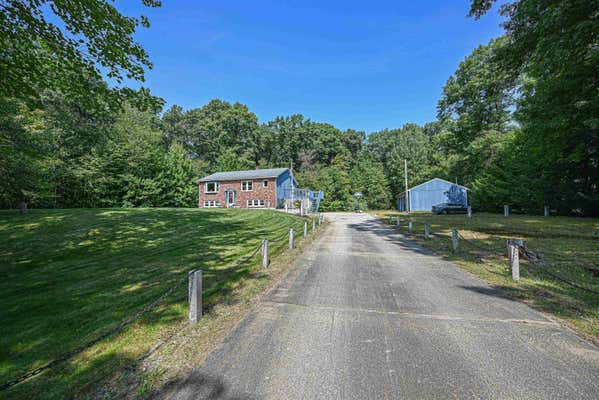 9 ROCKFOREST DR, HOOKSETT, NH 03106, photo 2 of 31