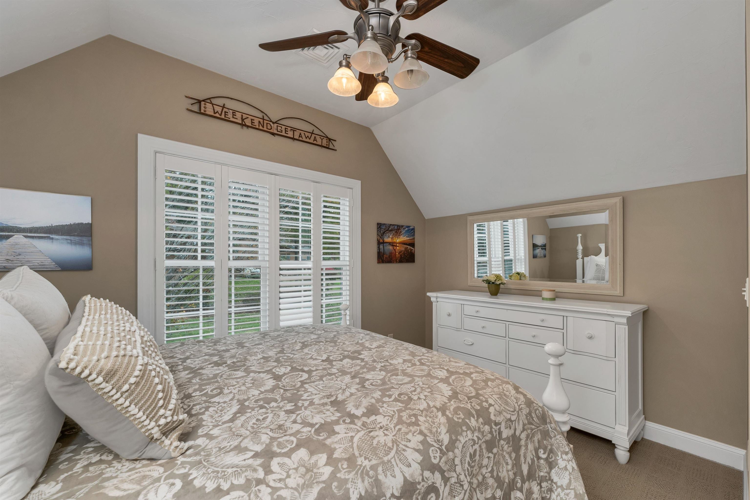 Laconia, New Hampshire, 03246, United States, 5 Bedrooms Bedrooms, ,4 BathroomsBathrooms,Residential,Active,1964500