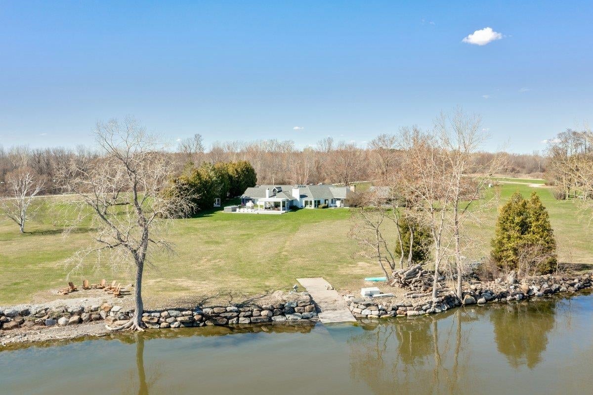 Alburgh, Vermont, 05440, United States, 3 Bedrooms Bedrooms, ,5 BathroomsBathrooms,Residential,Active,2043833