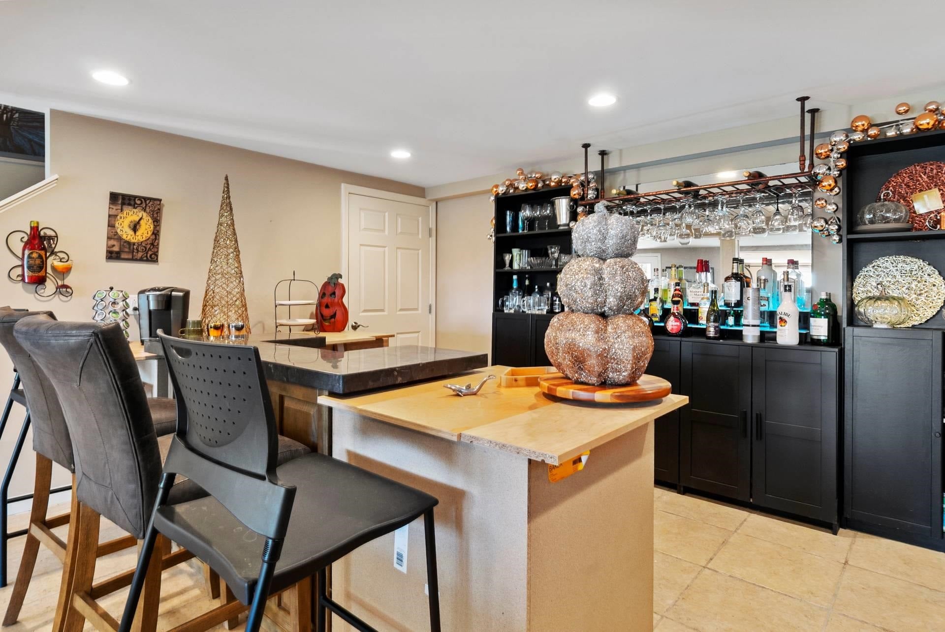 Plainfield, New Hampshire, 03781, United States, 4 Bedrooms Bedrooms, ,4 BathroomsBathrooms,Residential,Active,1966018