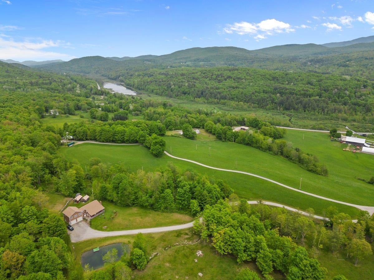 Underhill, Vermont, 05489, United States, ,3 BathroomsBathrooms,Residential,Pending,1702625