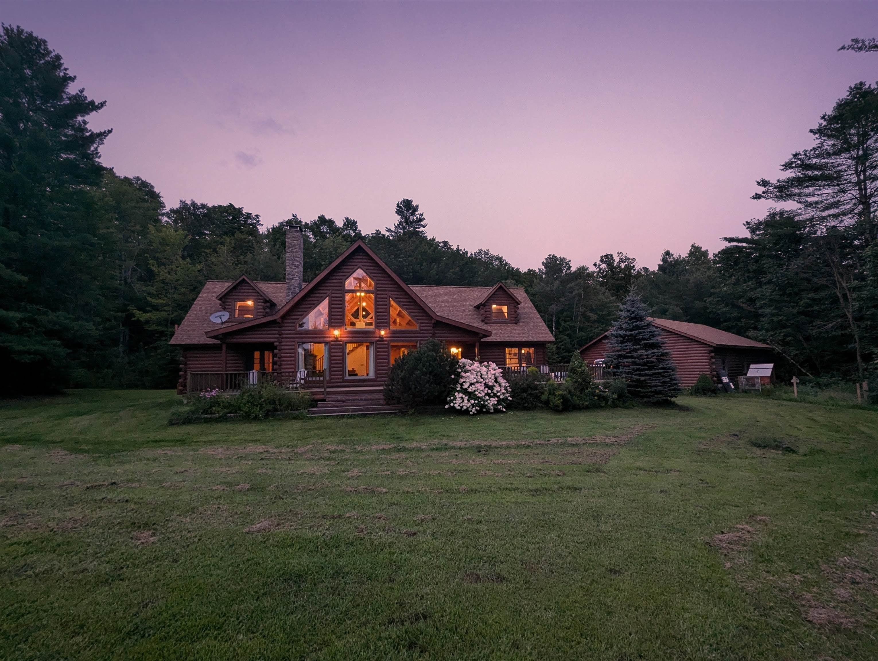 Woodbury, Vermont, 05681, United States, 3 Bedrooms Bedrooms, ,4 BathroomsBathrooms,Residential,Active,1952476