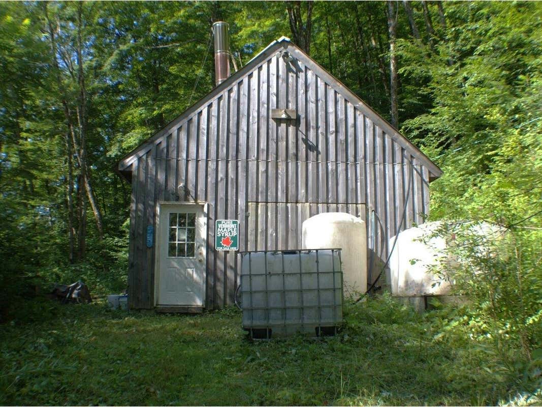 3451 BIG HOLLOW RD, STARKSBORO, VT 05487, photo 1 of 8