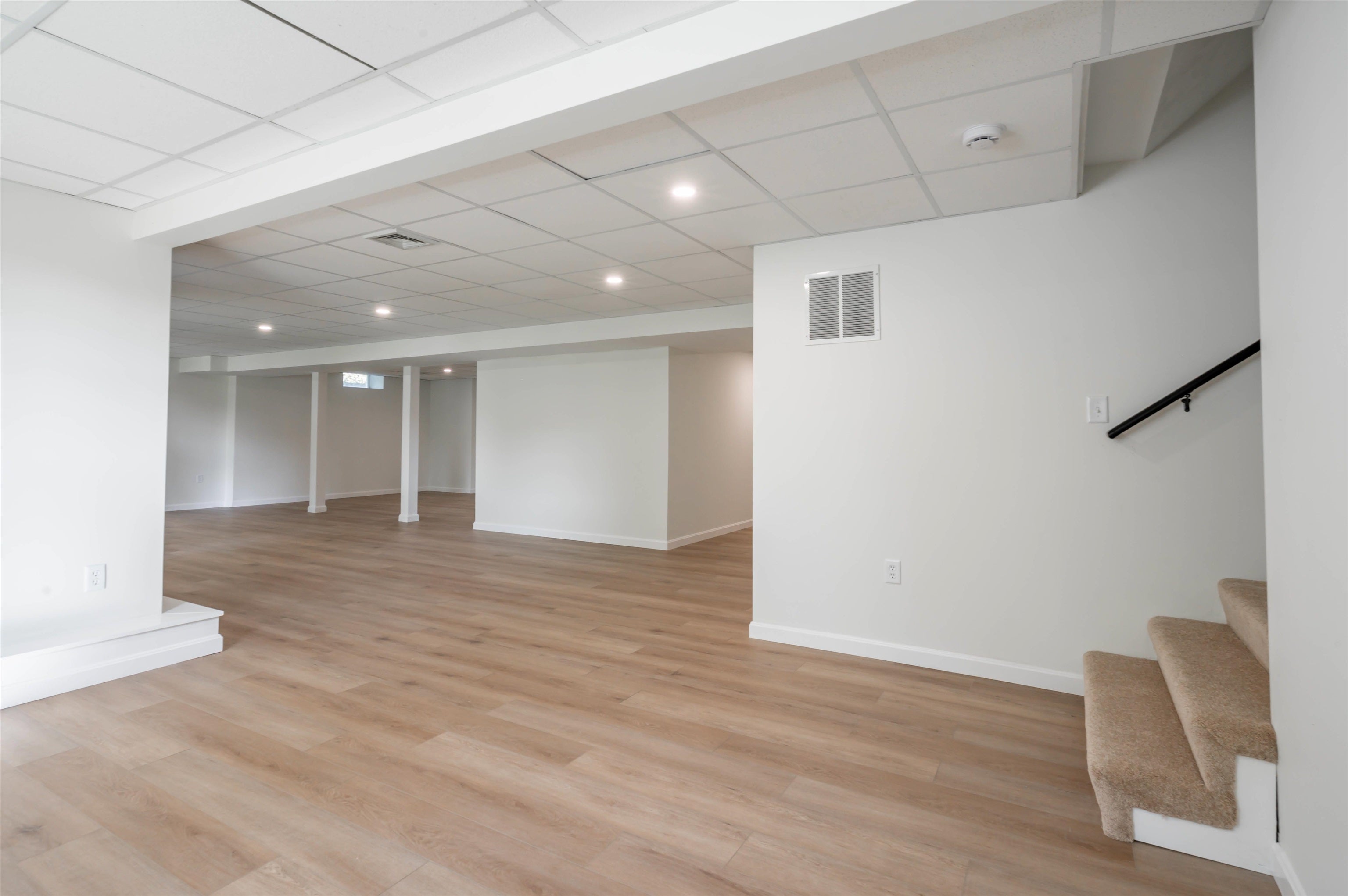 Salem, New Hampshire, 03079, United States, 4 Bedrooms Bedrooms, ,4 BathroomsBathrooms,Residential,Active,1953671