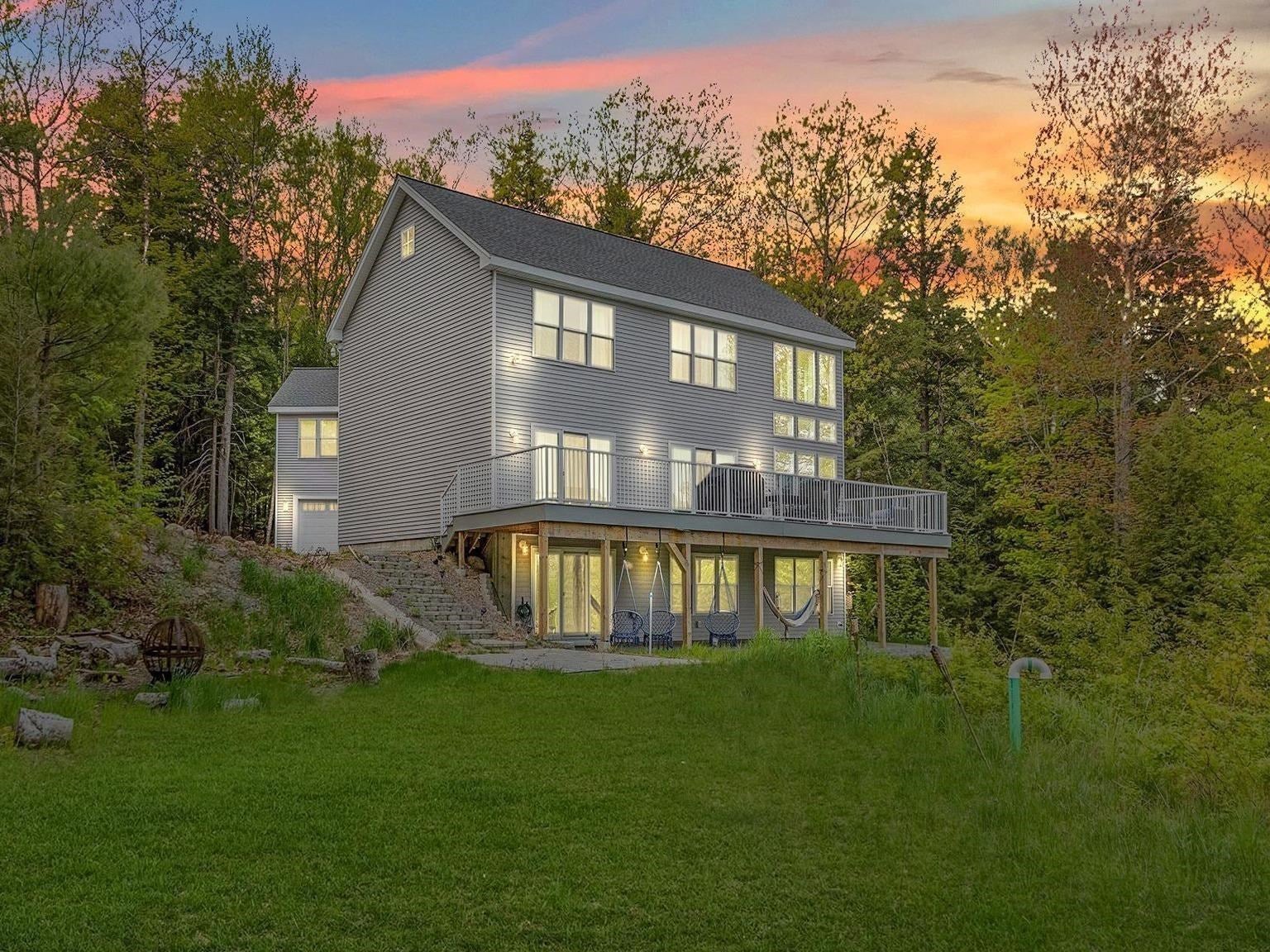 Thornton, New Hampshire, 03285, United States, 5 Bedrooms Bedrooms, ,6 BathroomsBathrooms,Residential,Active,1797970