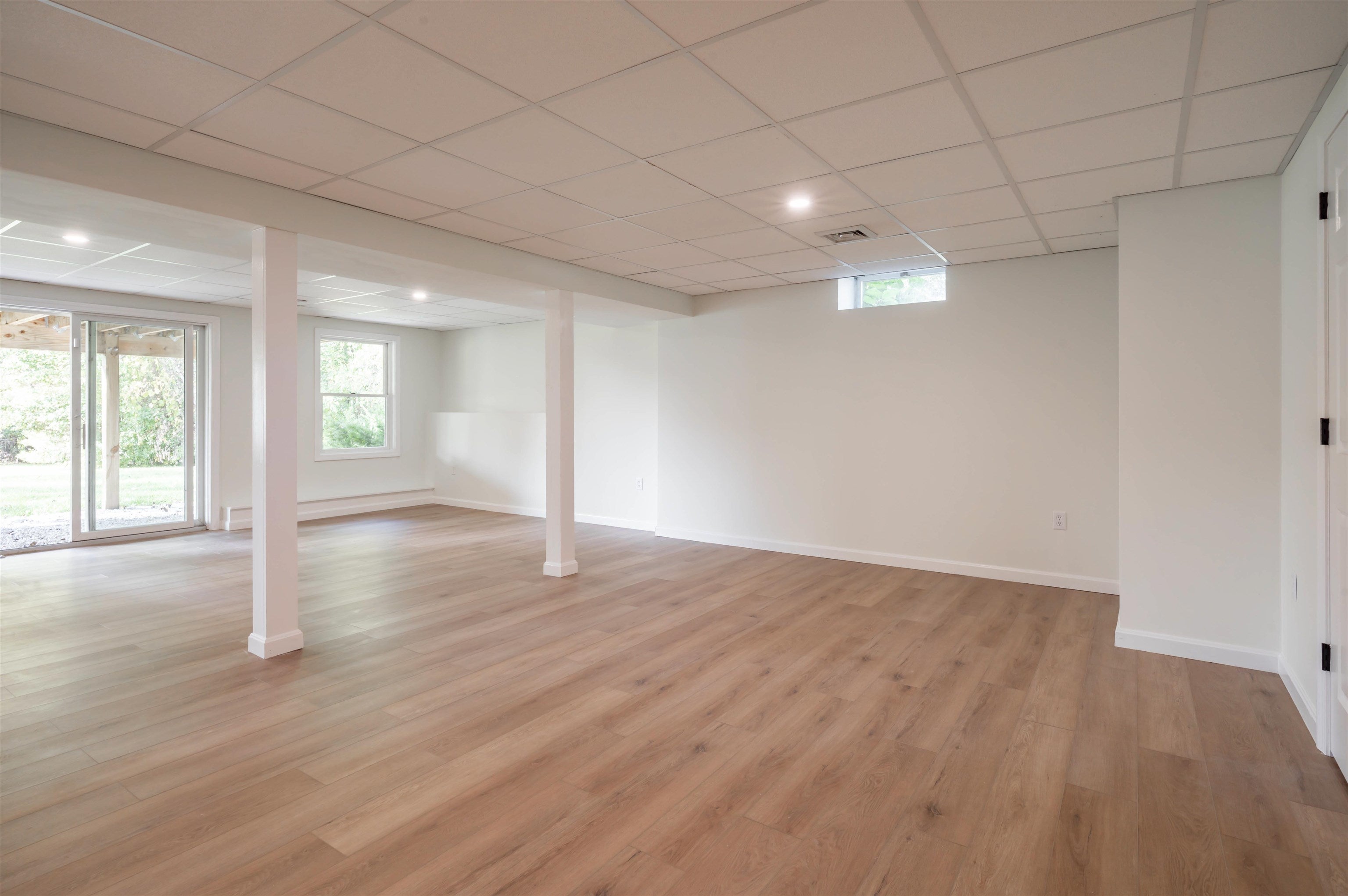 Salem, New Hampshire, 03079, United States, 4 Bedrooms Bedrooms, ,4 BathroomsBathrooms,Residential,Active,1953671