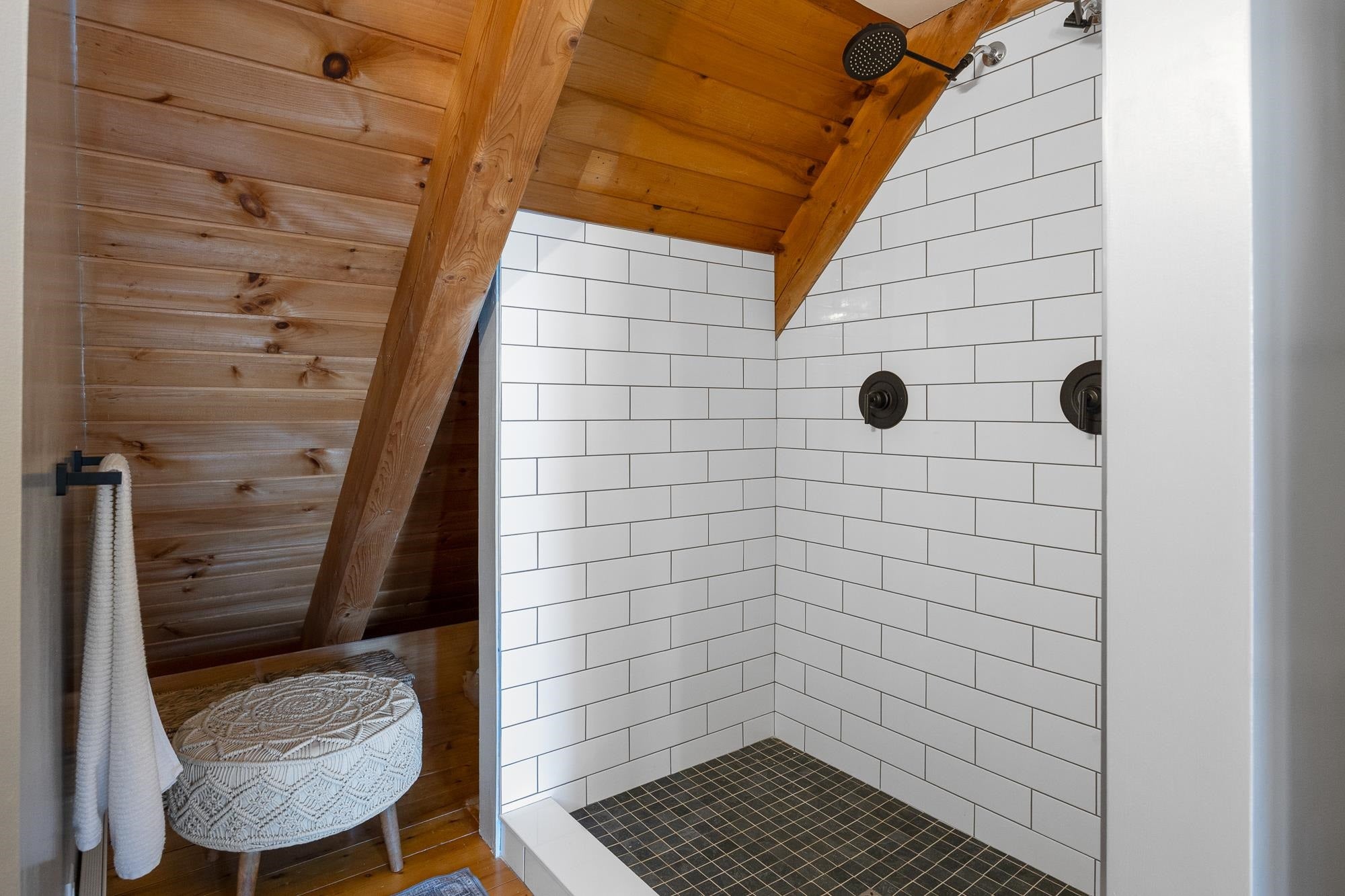 South Hero, Vermont, 05486, United States, 3 Bedrooms Bedrooms, ,5 BathroomsBathrooms,Residential,Active,2045566