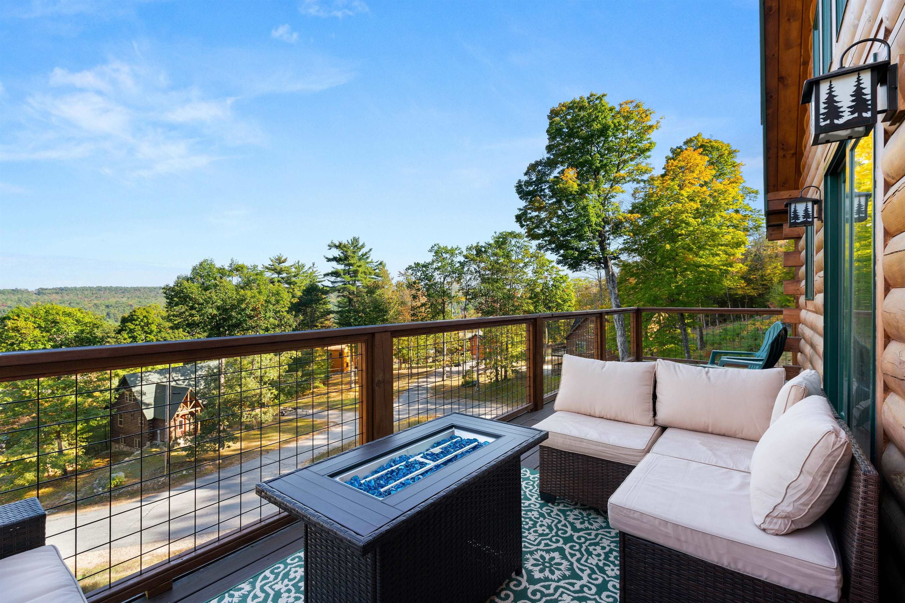 Bridgton, Maine, 04009, United States, 4 Bedrooms Bedrooms, ,2 BathroomsBathrooms,Residential,Active,1960142