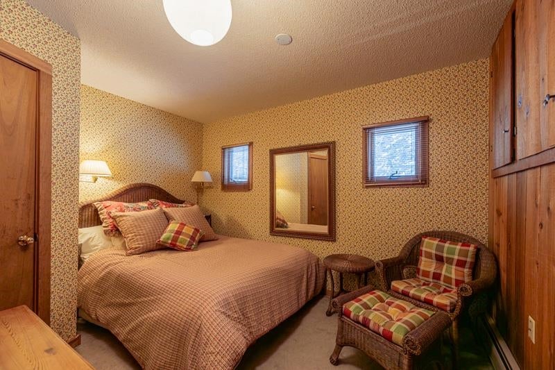 Peru, Vermont, 05152, United States, 5 Bedrooms Bedrooms, ,5 BathroomsBathrooms,Residential,Active,2014570