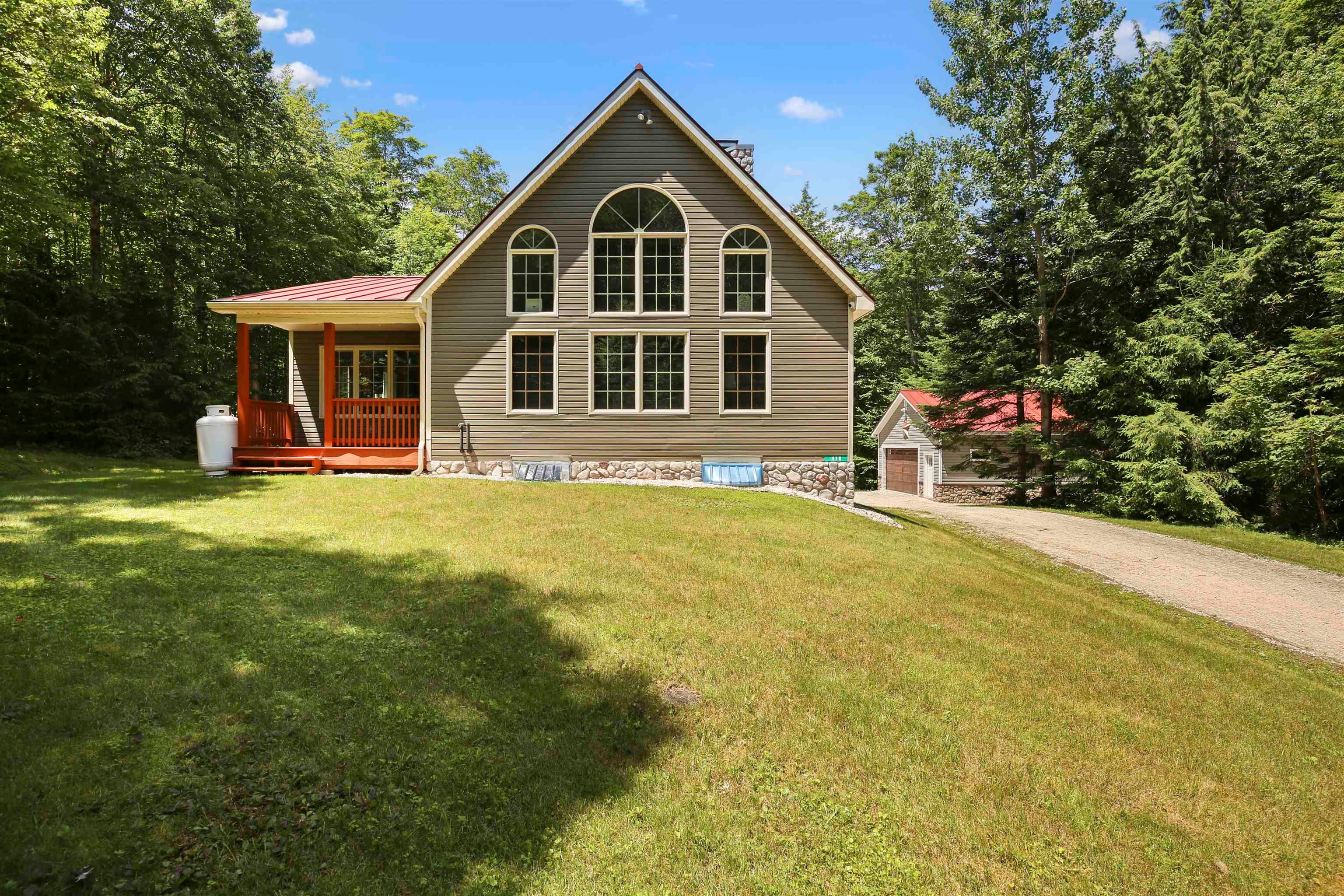 Killington, Vermont, 05751, United States, 3 Bedrooms Bedrooms, ,3 BathroomsBathrooms,Residential,Active,1884979