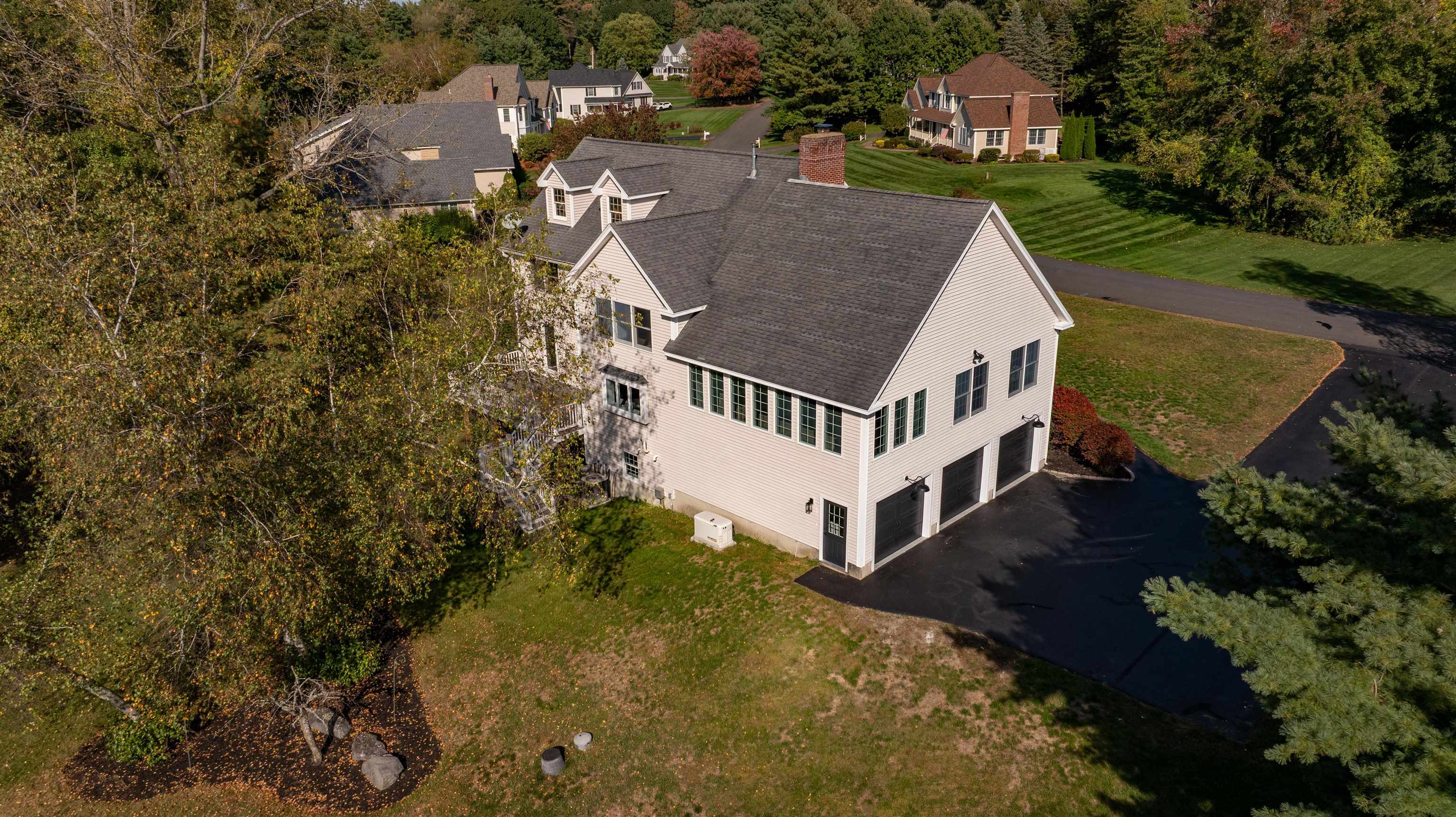 Salem, New Hampshire, 03079, United States, 4 Bedrooms Bedrooms, ,4 BathroomsBathrooms,Residential,Active,1953671