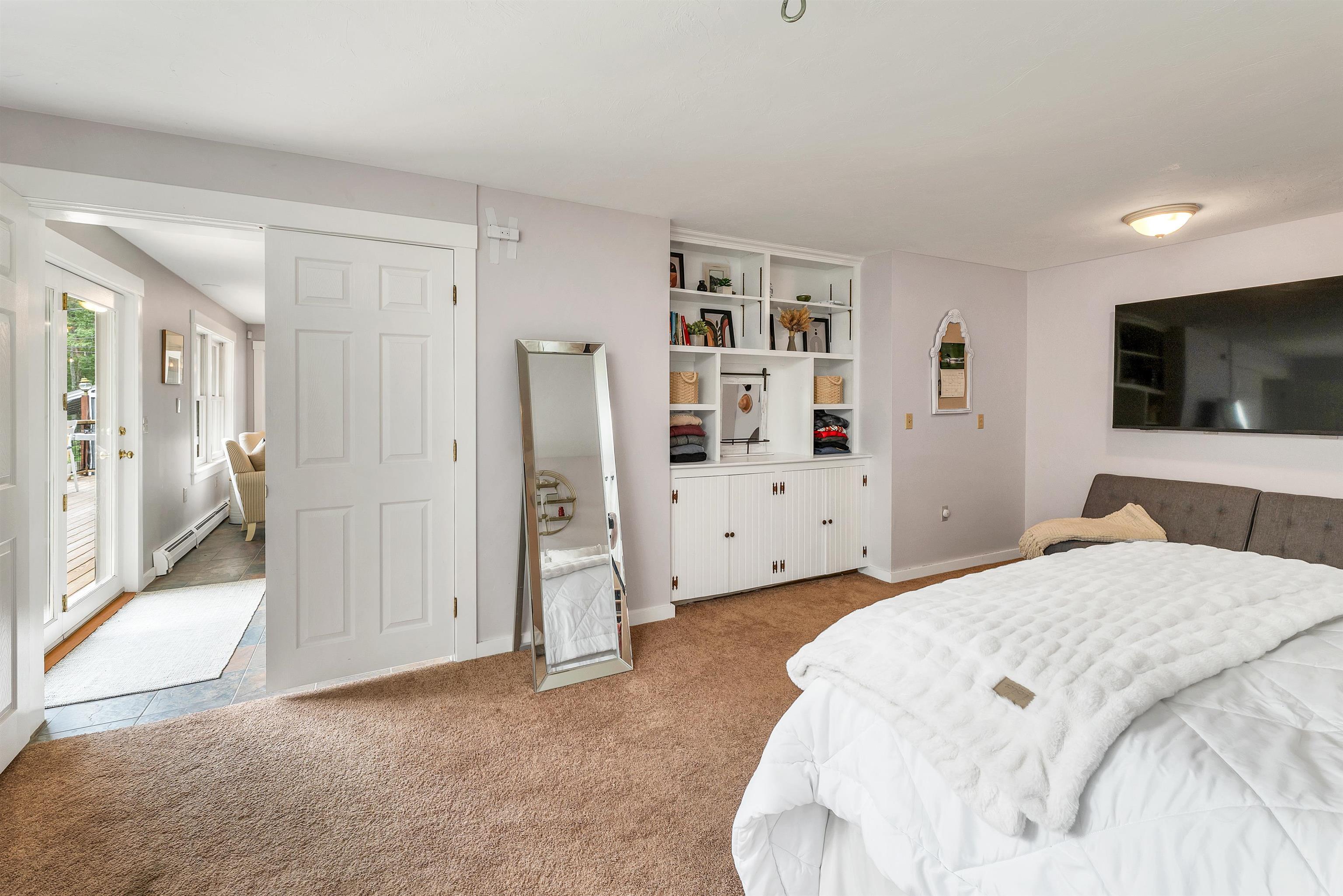 Meredith, New Hampshire, 03253, United States, 4 Bedrooms Bedrooms, ,5 BathroomsBathrooms,Residential,Pending,2045598