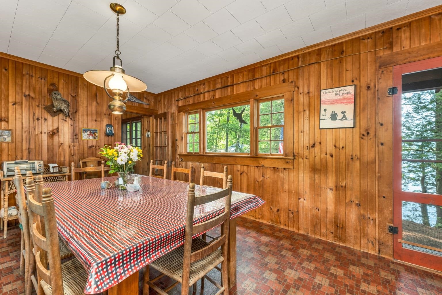 Holderness, New Hampshire, 03245, United States, 4 Bedrooms Bedrooms, ,4 BathroomsBathrooms,Residential,Active,1945064