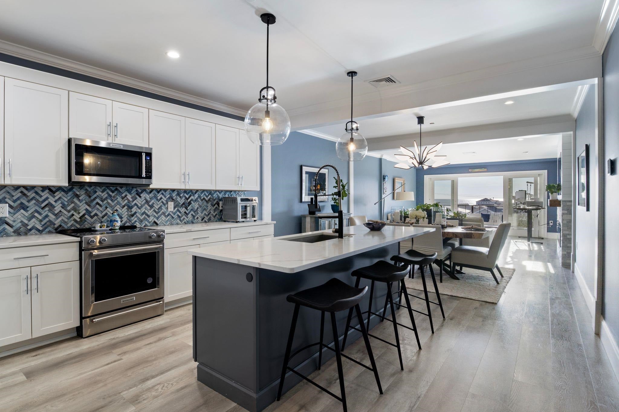 Hampton, New Hampshire, 03842, United States, 2 Bedrooms Bedrooms, ,2 BathroomsBathrooms,Residential,Active,2032384