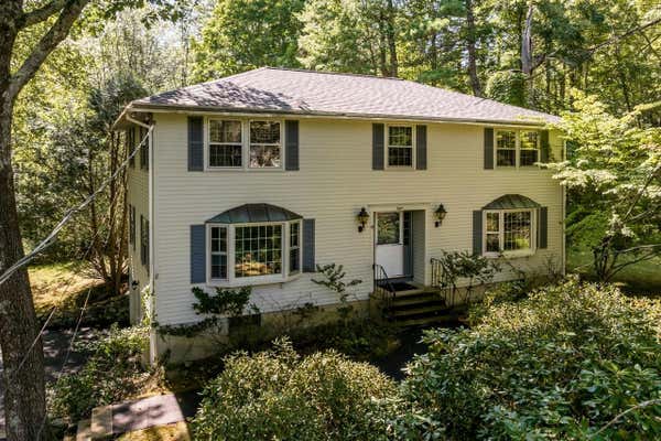 8 GERRISH DR, DURHAM, NH 03824 - Image 1