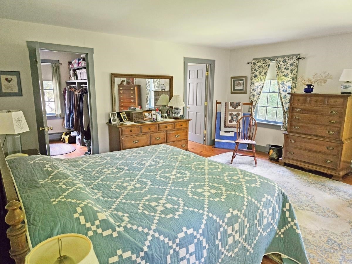 Hartford, Vermont, 05001, United States, 4 Bedrooms Bedrooms, ,4 BathroomsBathrooms,Residential,Active,1941371