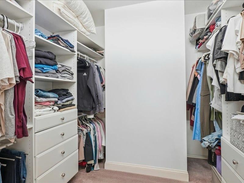 Pelham, New Hampshire, 03076, United States, 3 Bedrooms Bedrooms, ,3 BathroomsBathrooms,Residential,Active,2007950