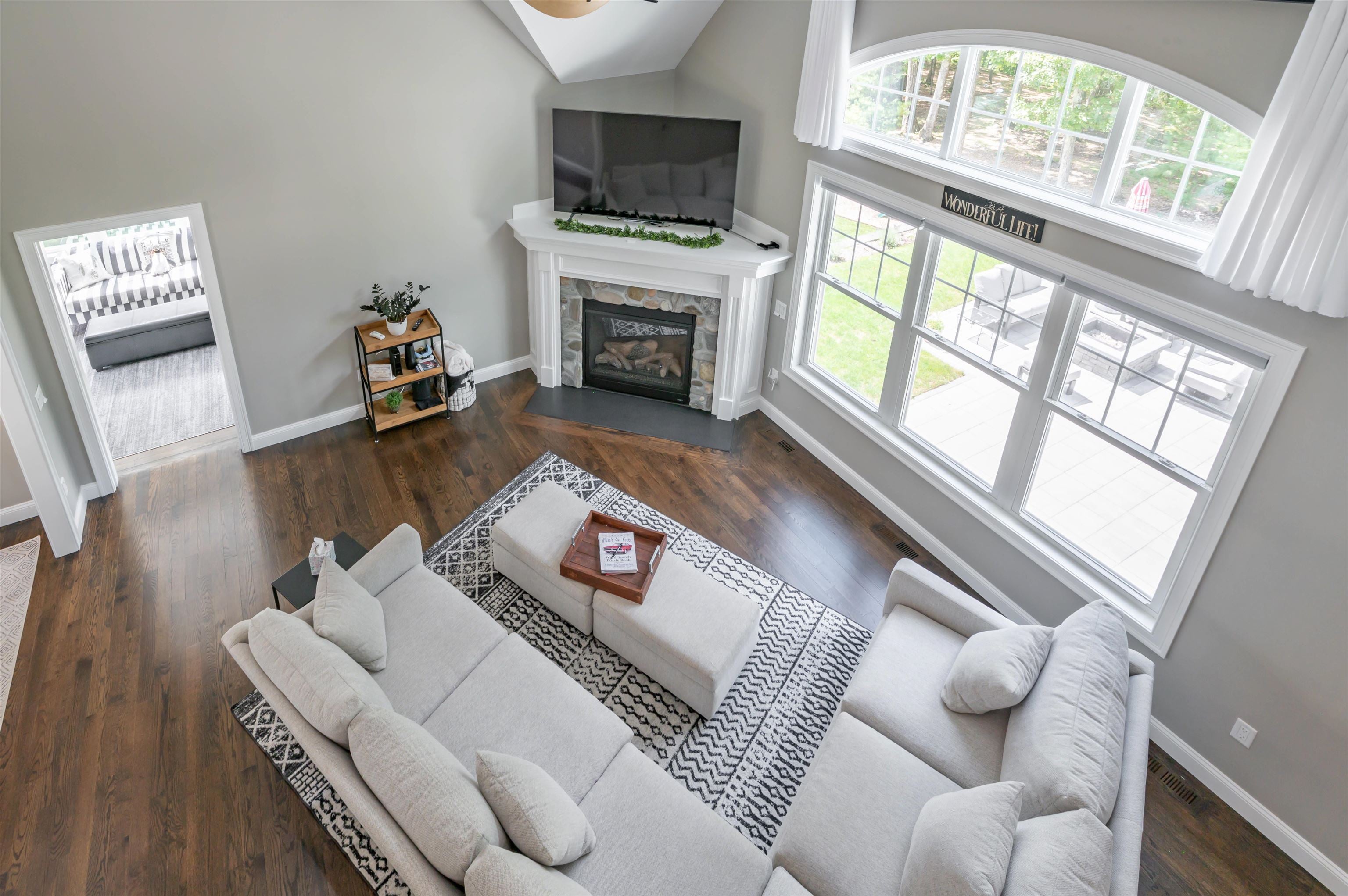 Hollis, New Hampshire, 03049, United States, 4 Bedrooms Bedrooms, ,3 BathroomsBathrooms,Residential,Active,1927665