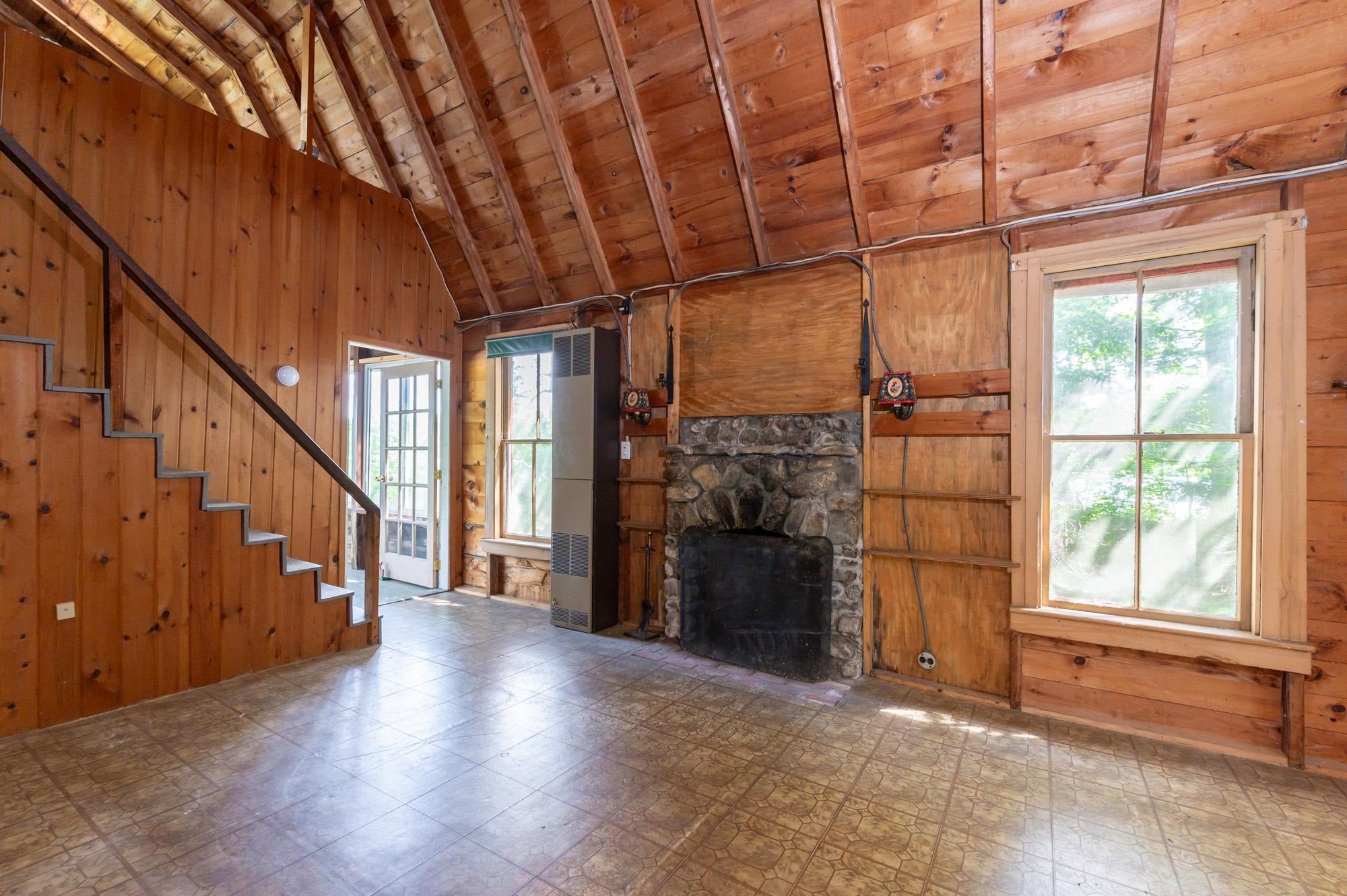 Meredith, New Hampshire, 03253, United States, 3 Bedrooms Bedrooms, ,2 BathroomsBathrooms,Residential,Active,1849489