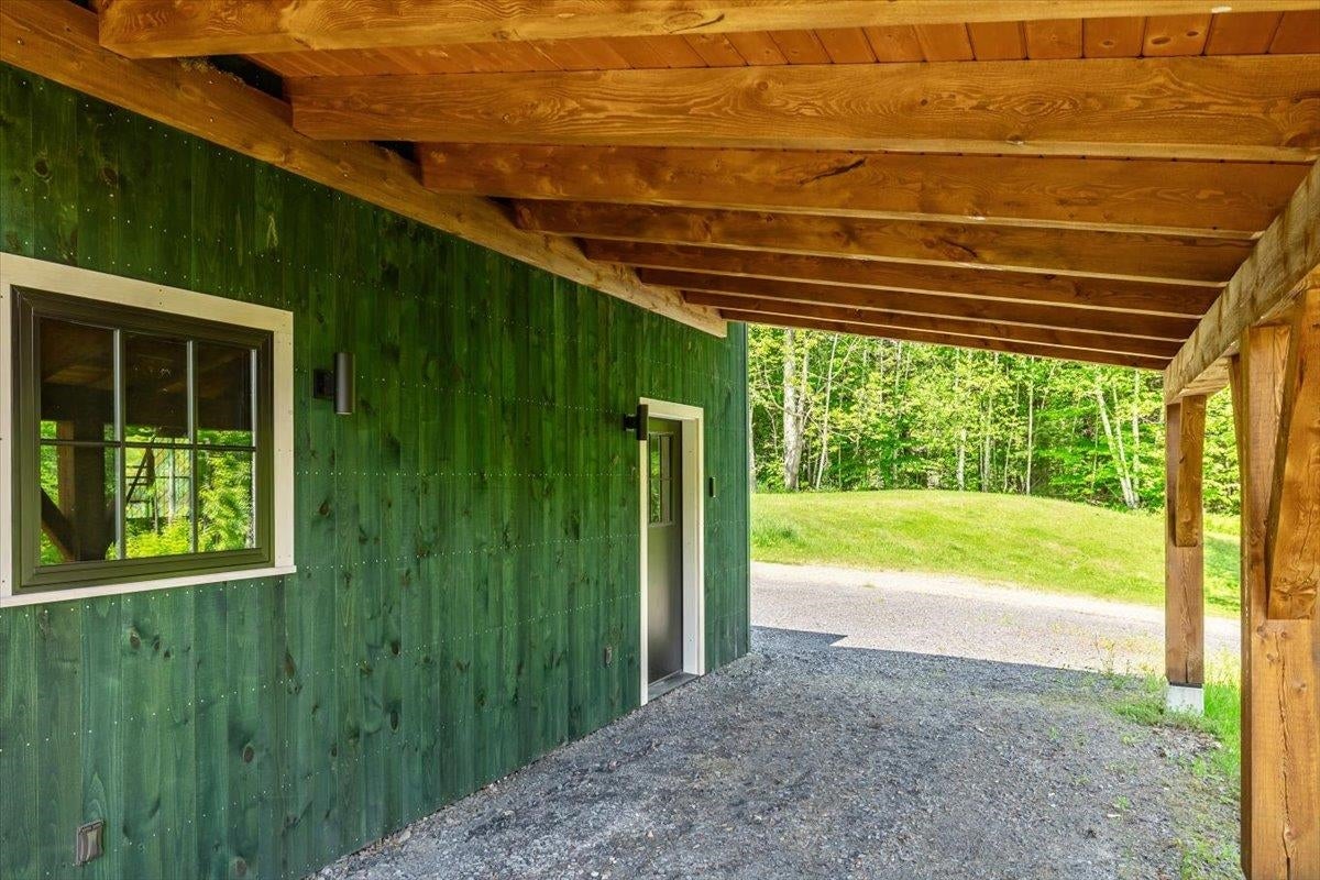 Stowe, Vermont, 05672, United States, 4 Bedrooms Bedrooms, ,3 BathroomsBathrooms,Residential,Pending,1843882