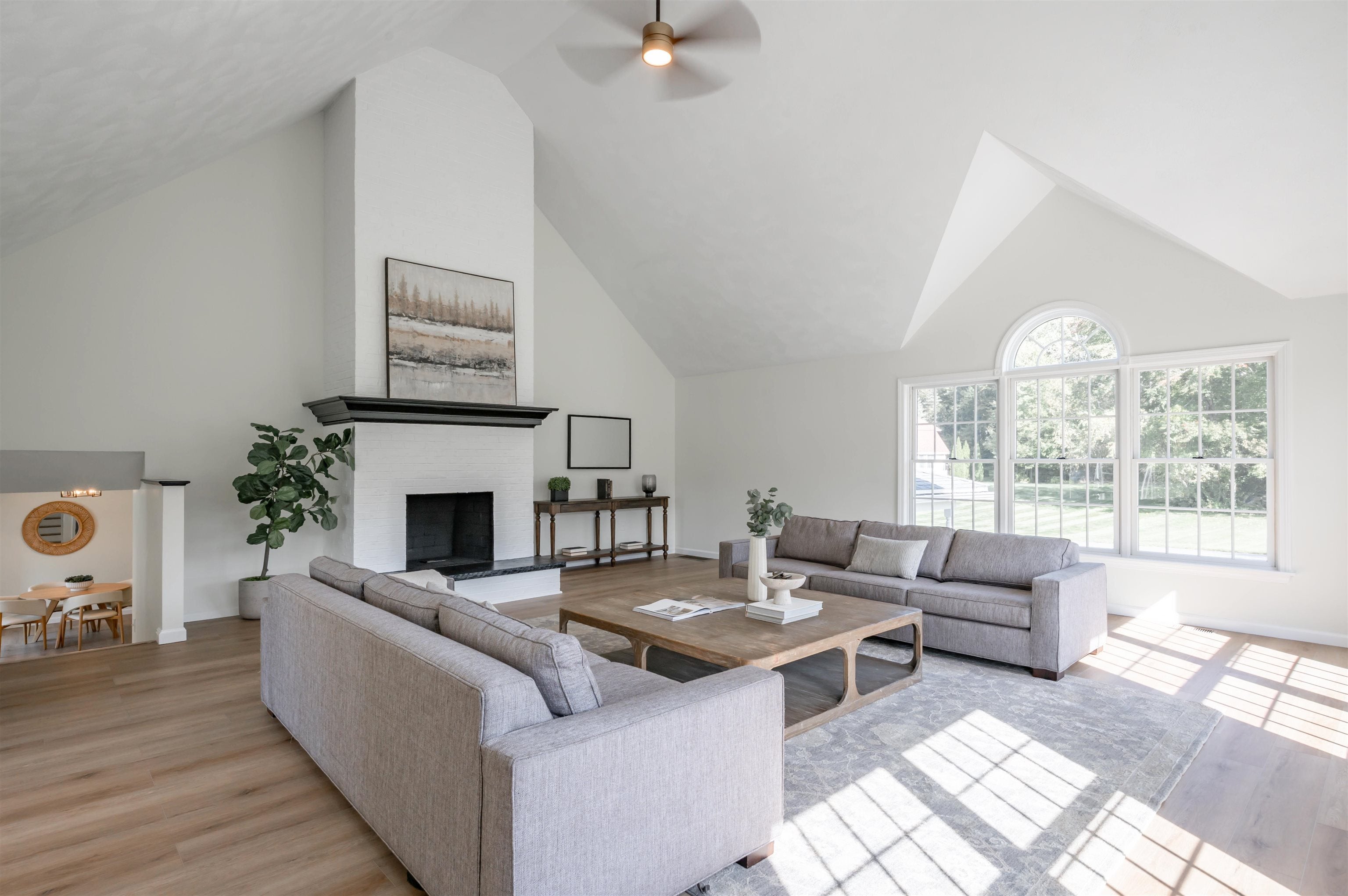 Salem, New Hampshire, 03079, United States, 4 Bedrooms Bedrooms, ,4 BathroomsBathrooms,Residential,Active,1953671