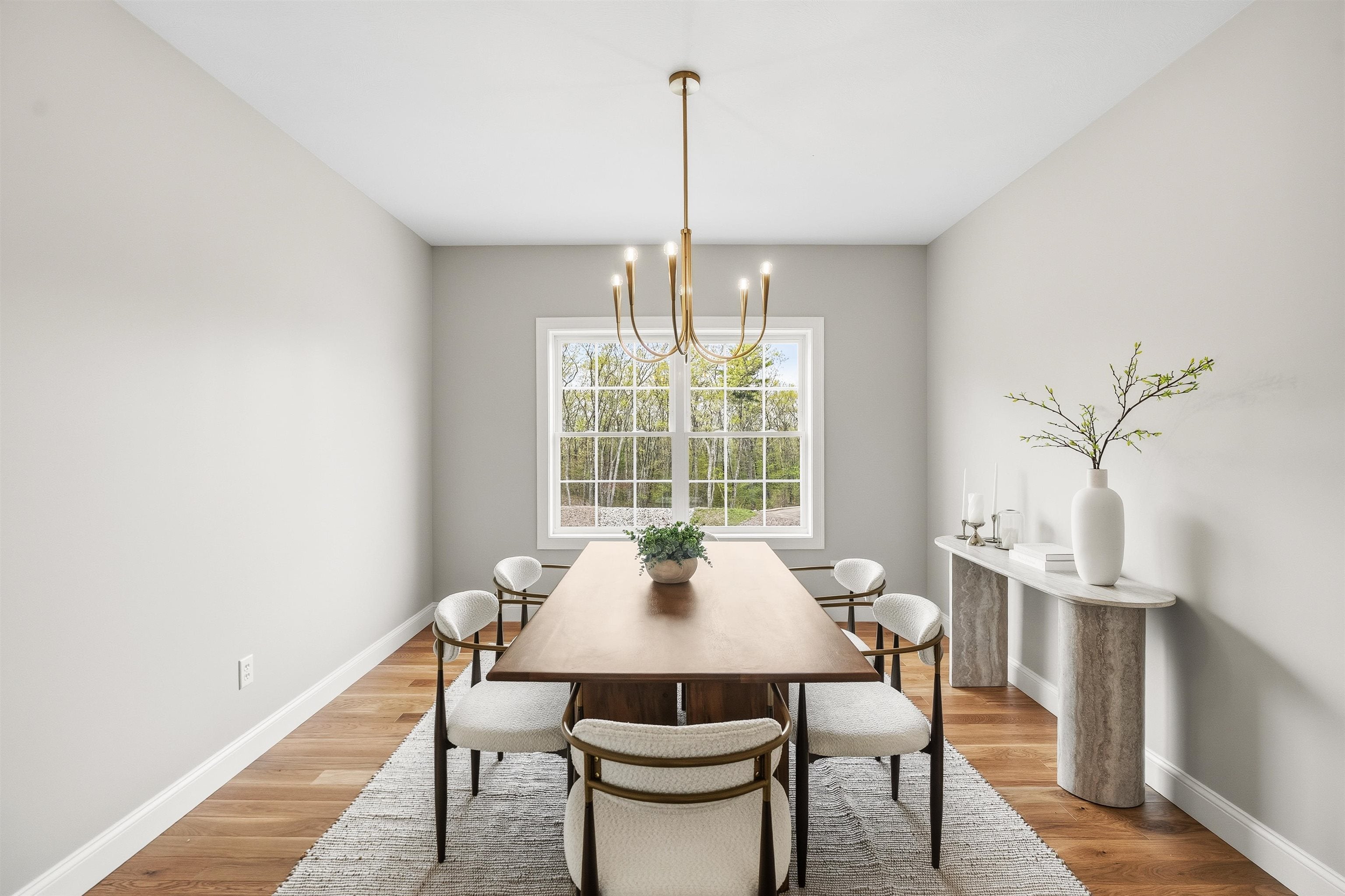 Derry, New Hampshire, 03038, United States, 4 Bedrooms Bedrooms, ,3 BathroomsBathrooms,Residential,Active,1992291