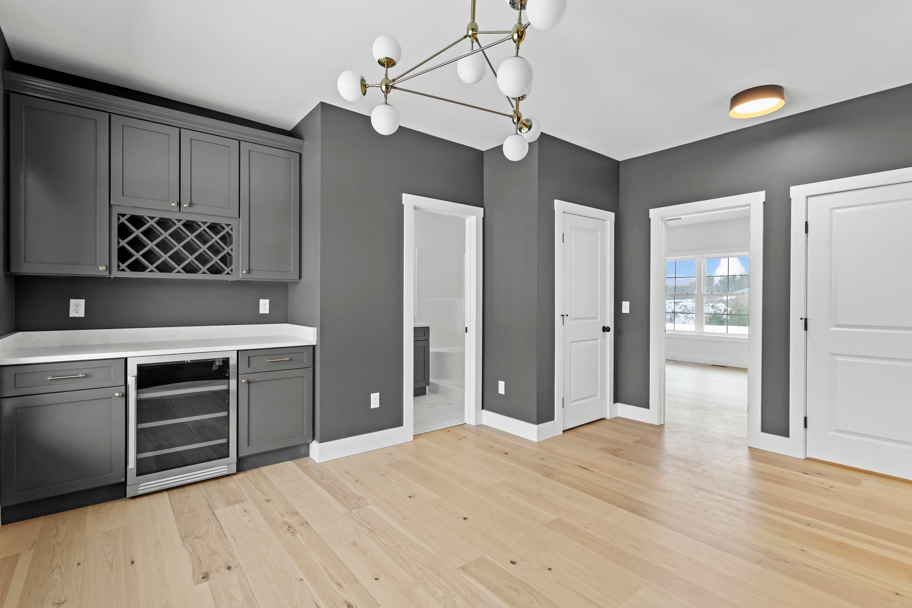 New Boston, New Hampshire, 03070, United States, ,4 BathroomsBathrooms,Residential,Pending,1786809