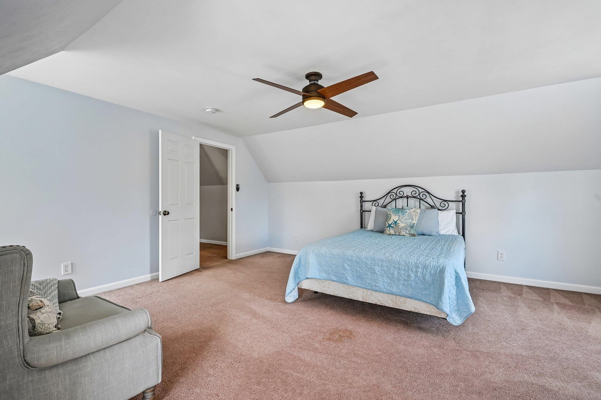 Windham, New Hampshire, 03087, United States, 4 Bedrooms Bedrooms, ,3 BathroomsBathrooms,Residential,Active,2044185