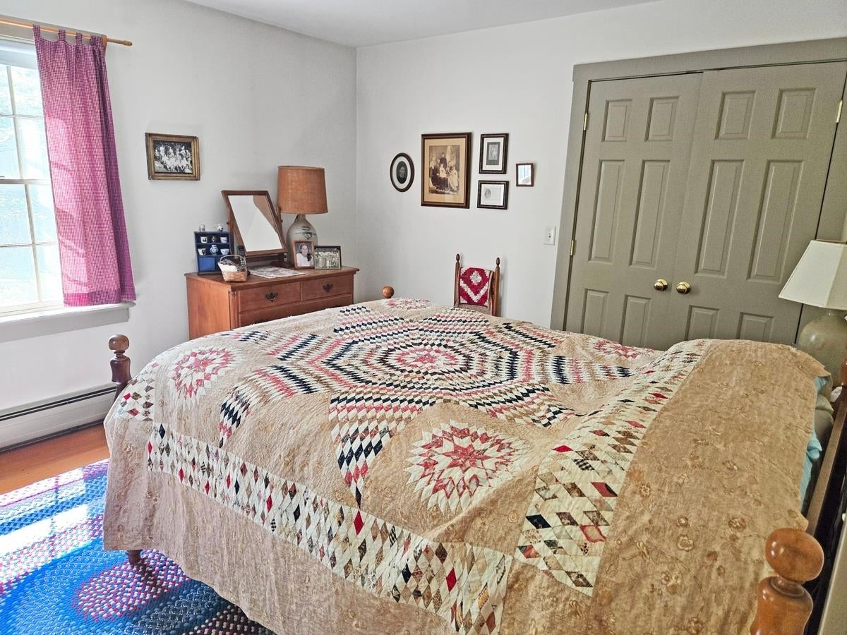 Hartford, Vermont, 05001, United States, 4 Bedrooms Bedrooms, ,4 BathroomsBathrooms,Residential,Active,1941371