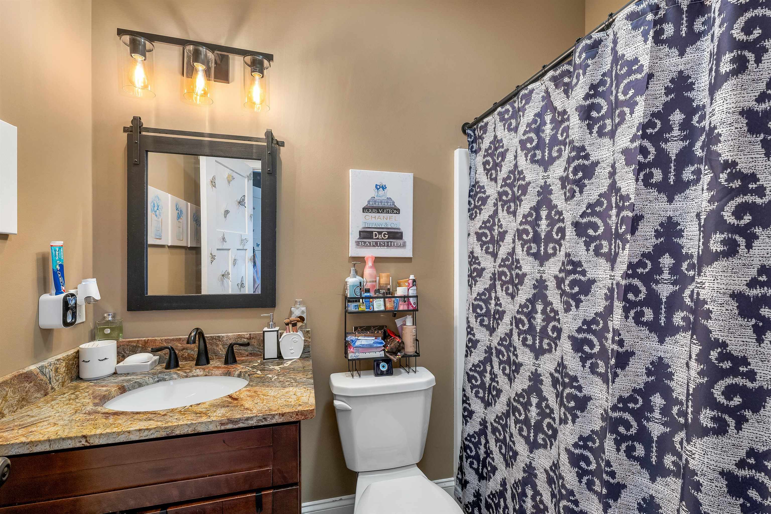 Laconia, New Hampshire, 03246, United States, 4 Bedrooms Bedrooms, ,4 BathroomsBathrooms,Residential,Active,1985603