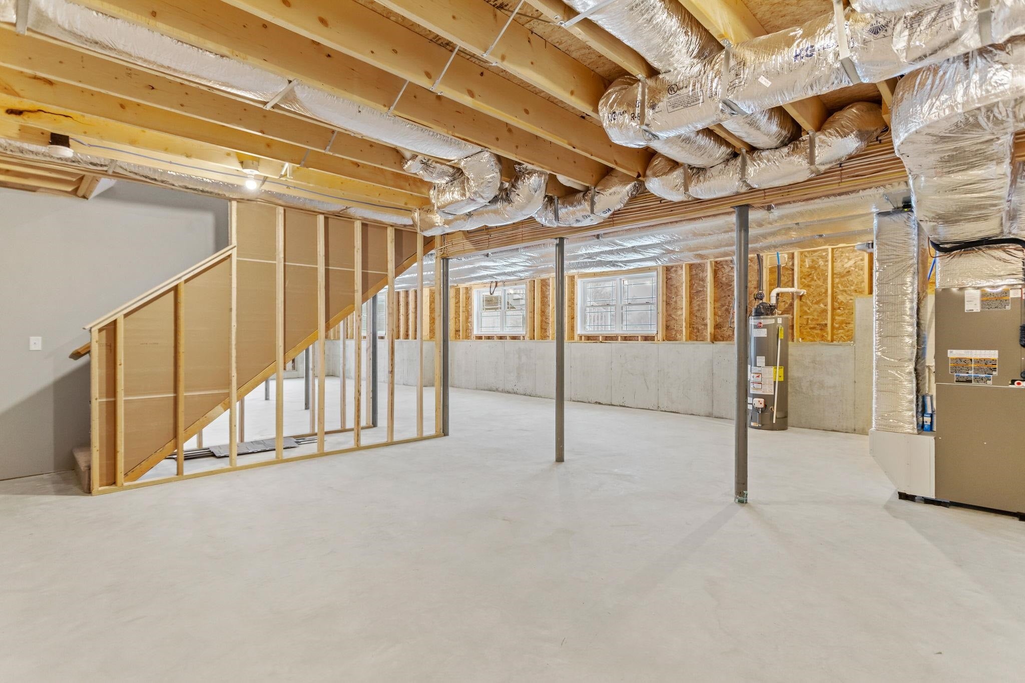 Auburn, New Hampshire, 03032, United States, 4 Bedrooms Bedrooms, ,4 BathroomsBathrooms,Residential,Active,2001063