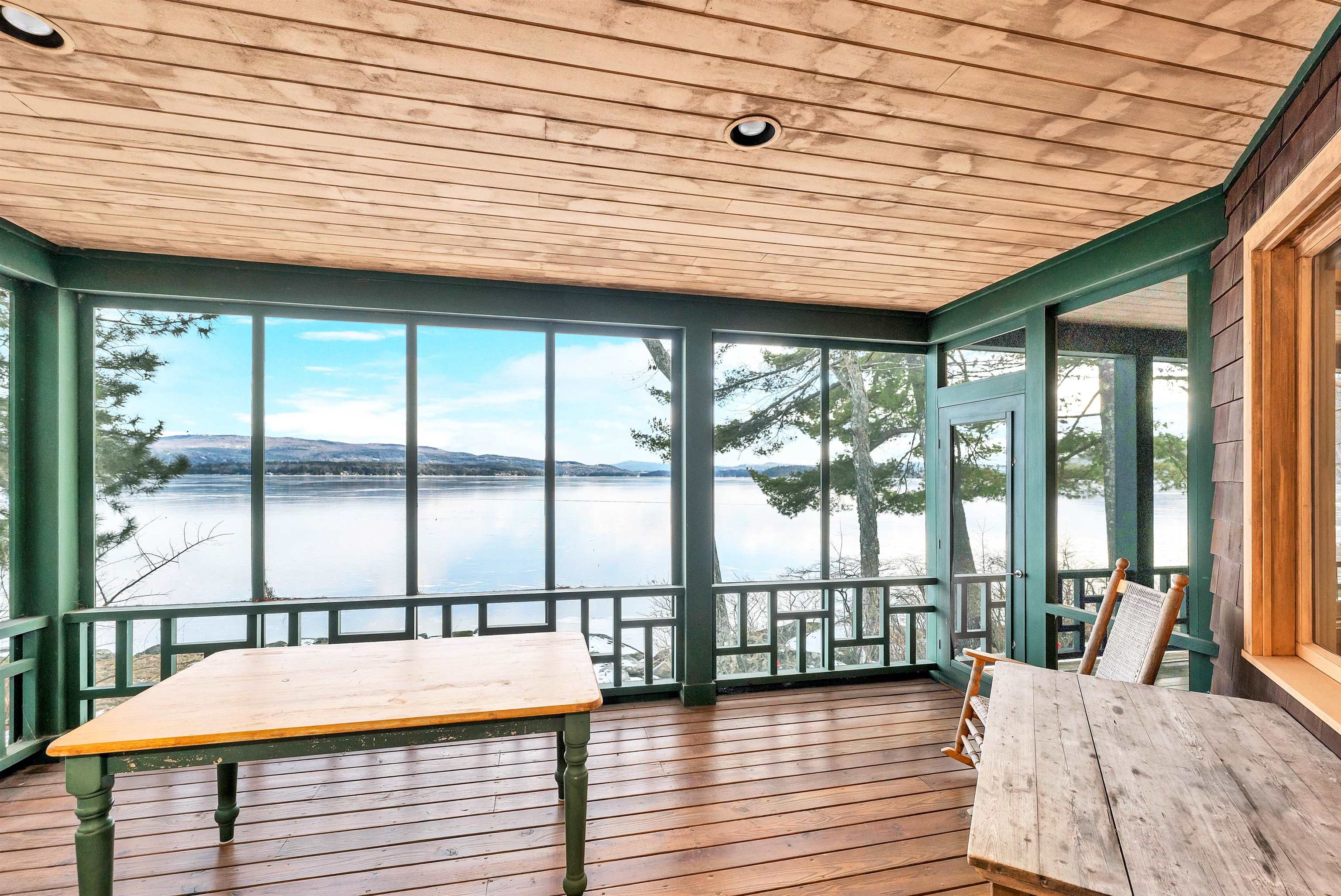 Hebron, New Hampshire, 03241, United States, 4 Bedrooms Bedrooms, ,4 BathroomsBathrooms,Residential,Pending,2009160