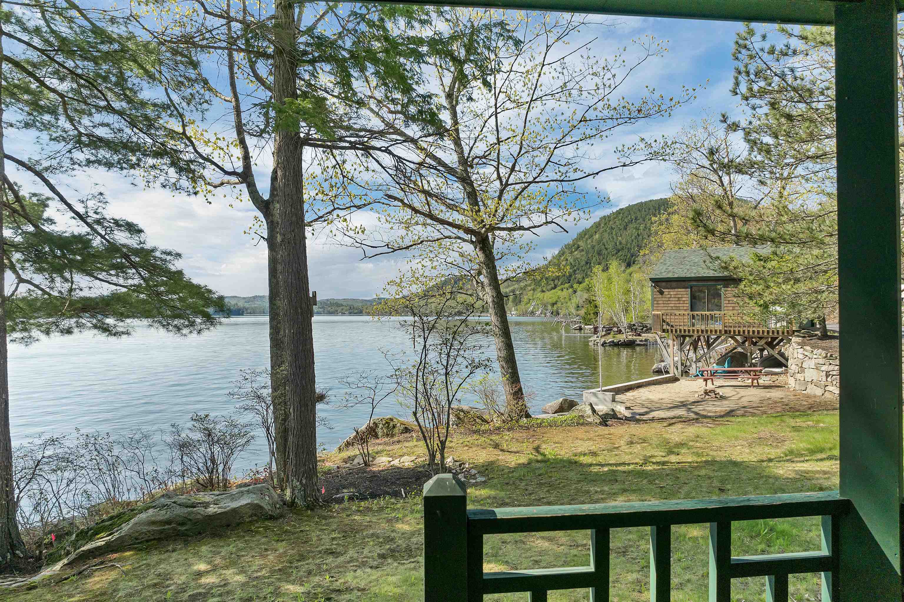 Hebron, New Hampshire, 03241, United States, 4 Bedrooms Bedrooms, ,4 BathroomsBathrooms,Residential,Pending,2009160