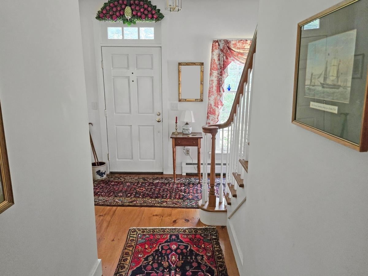 Hartford, Vermont, 05001, United States, 4 Bedrooms Bedrooms, ,4 BathroomsBathrooms,Residential,Active,1941371