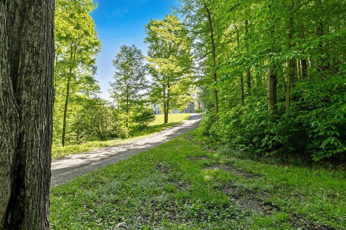 Warren, Vermont, 05674, United States, 5 Bedrooms Bedrooms, ,4 BathroomsBathrooms,Residential,Active,1843881