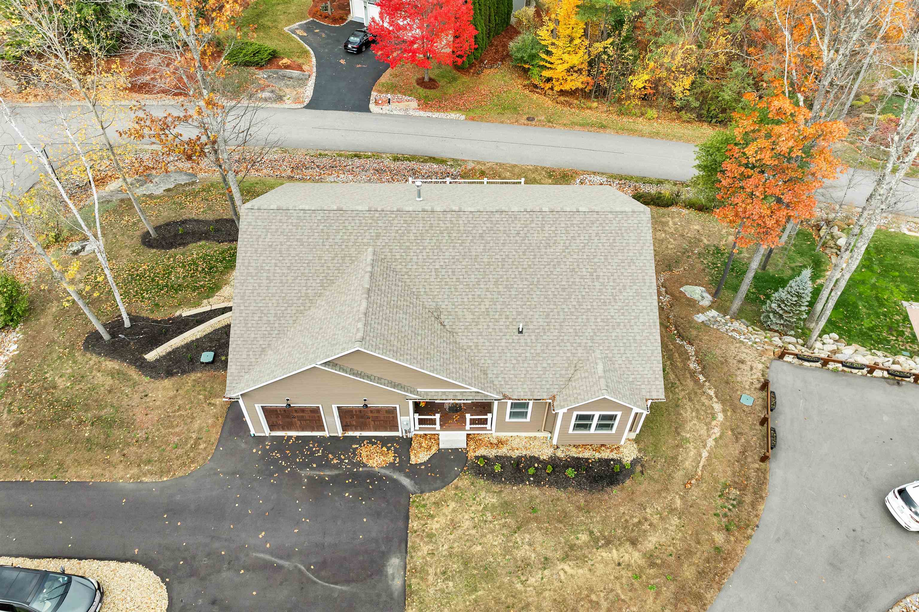 Laconia, New Hampshire, 03246, United States, 4 Bedrooms Bedrooms, ,4 BathroomsBathrooms,Residential,Active,1985603