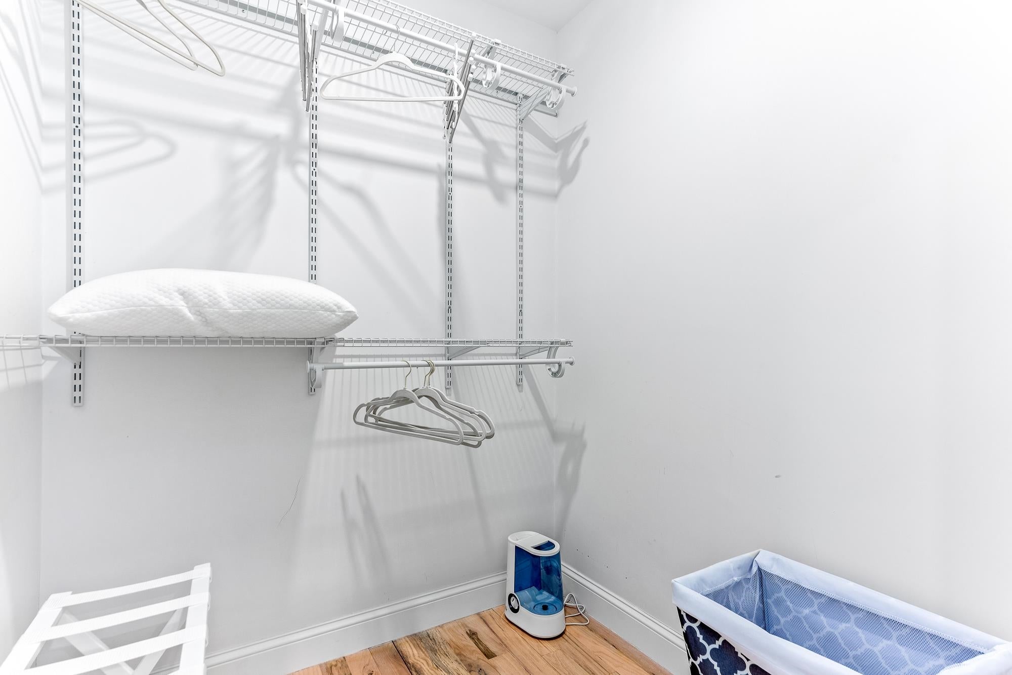 Thornton, New Hampshire, 03285, United States, 5 Bedrooms Bedrooms, ,6 BathroomsBathrooms,Residential,Active,1797970
