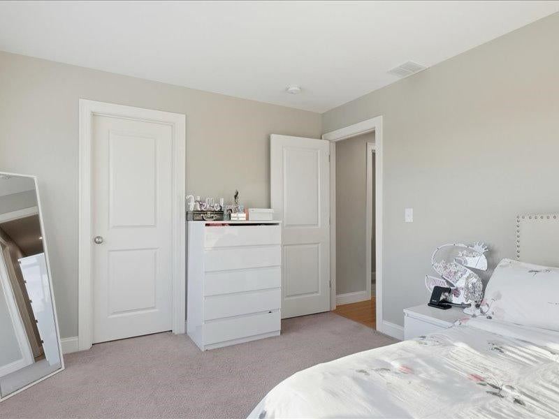 Pelham, New Hampshire, 03076, United States, 3 Bedrooms Bedrooms, ,3 BathroomsBathrooms,Residential,Active,2007950