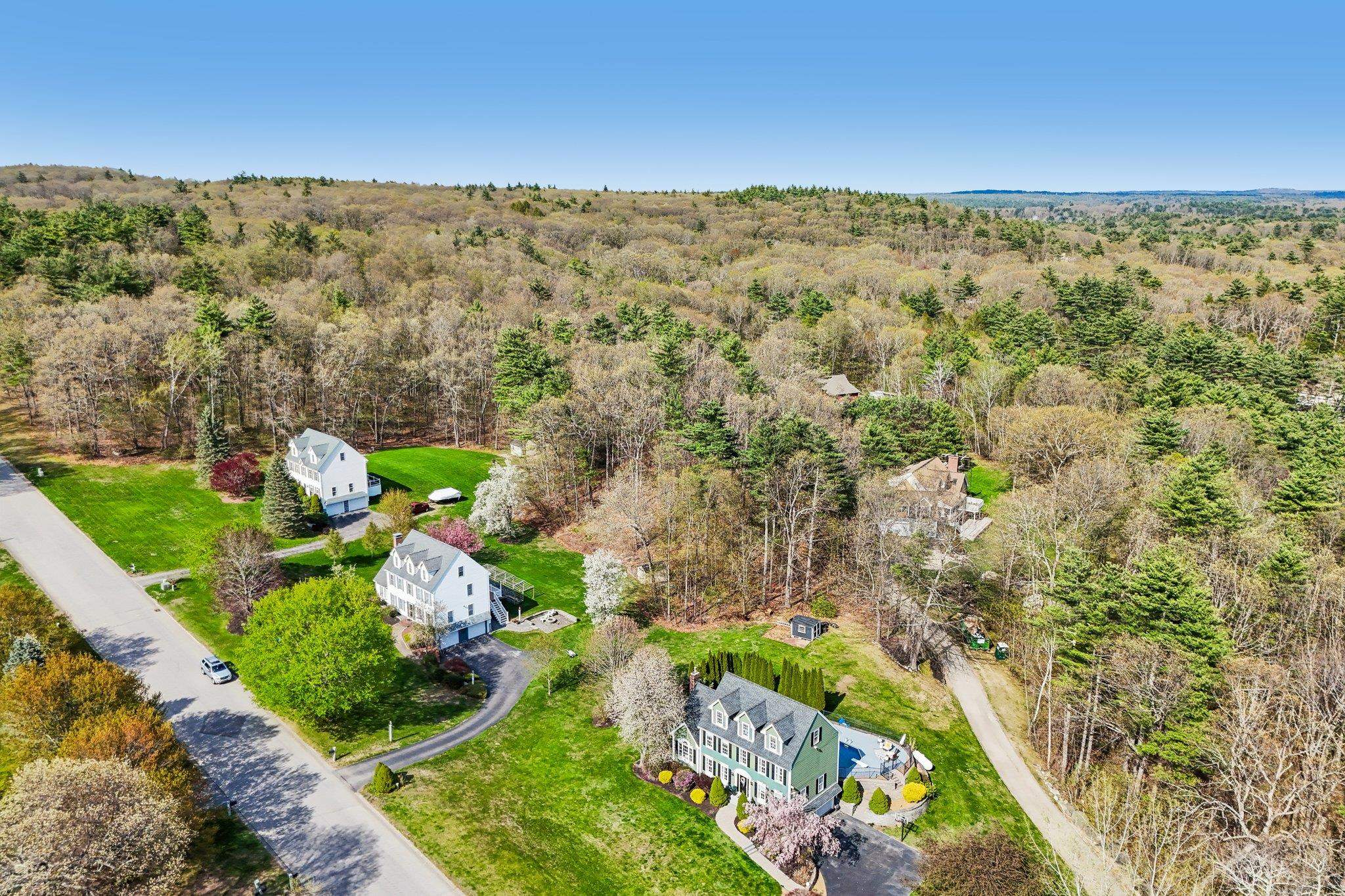 Windham, New Hampshire, 03087, United States, 4 Bedrooms Bedrooms, ,3 BathroomsBathrooms,Residential,Active,2044185