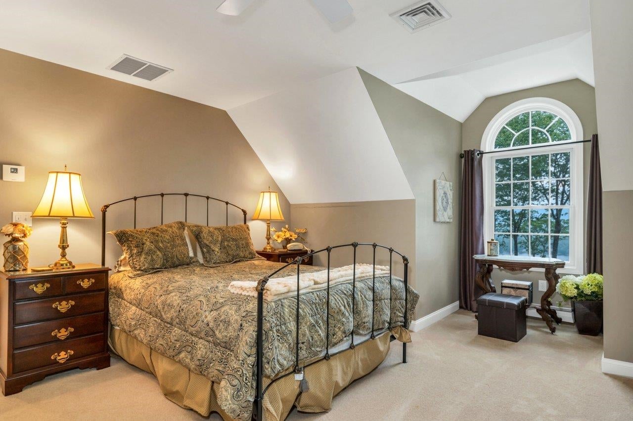 Center Harbor, New Hampshire, 03226, United States, 4 Bedrooms Bedrooms, ,5 BathroomsBathrooms,Residential,Active,1904713