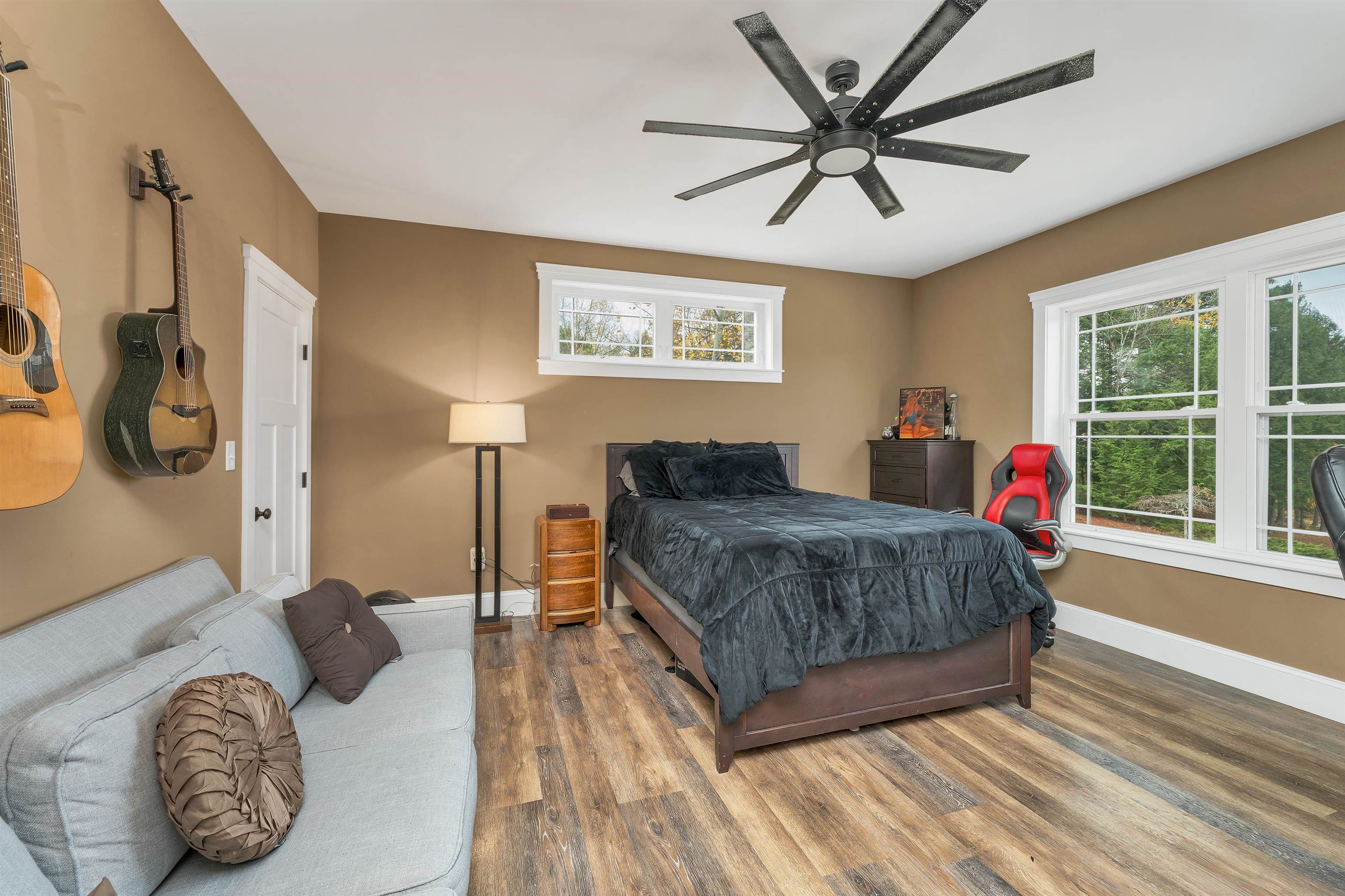 Laconia, New Hampshire, 03246, United States, 4 Bedrooms Bedrooms, ,4 BathroomsBathrooms,Residential,Active,1985603