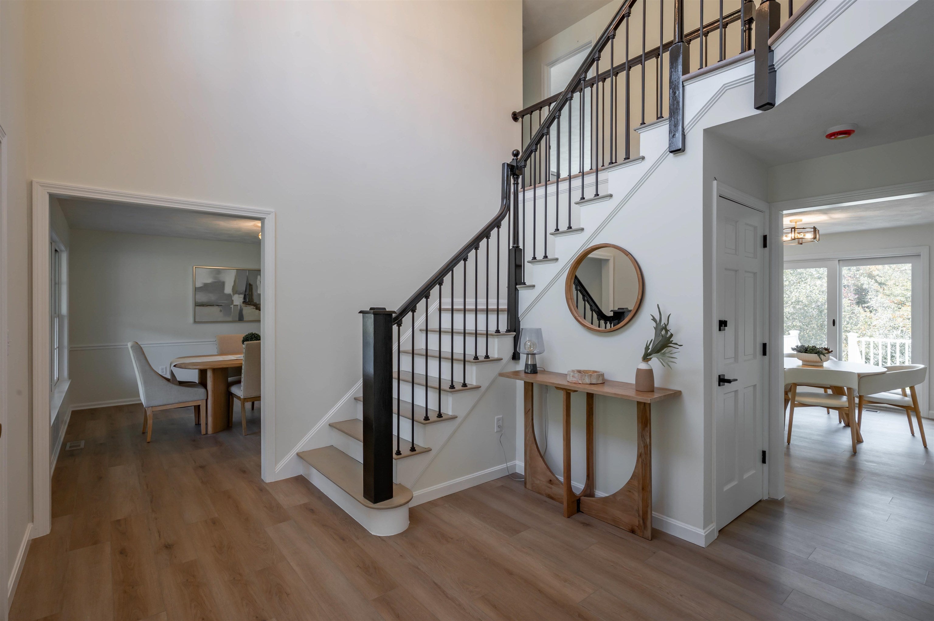 Salem, New Hampshire, 03079, United States, 4 Bedrooms Bedrooms, ,4 BathroomsBathrooms,Residential,Active,1953671