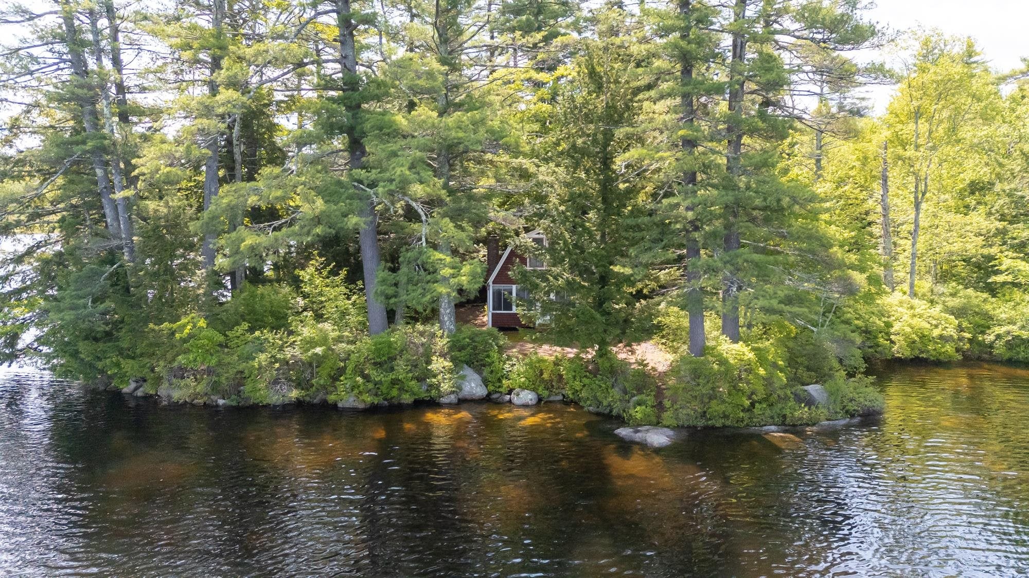 Meredith, New Hampshire, 03253, United States, 3 Bedrooms Bedrooms, ,2 BathroomsBathrooms,Residential,Active,1849489