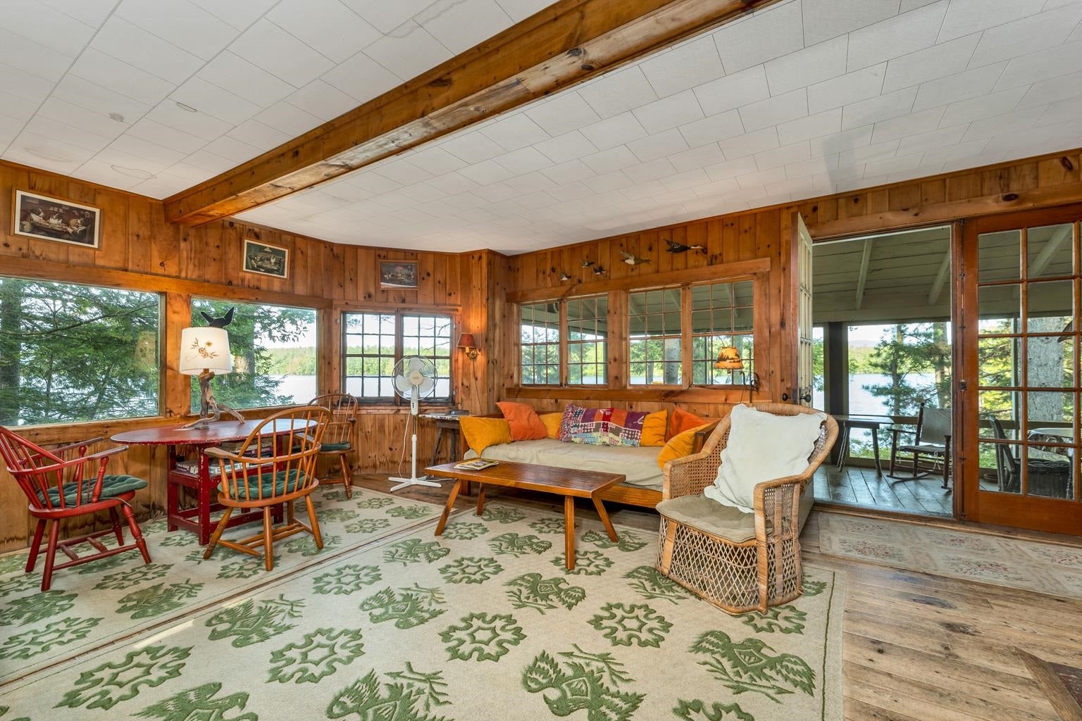 Holderness, New Hampshire, 03245, United States, 4 Bedrooms Bedrooms, ,4 BathroomsBathrooms,Residential,Active,1945064