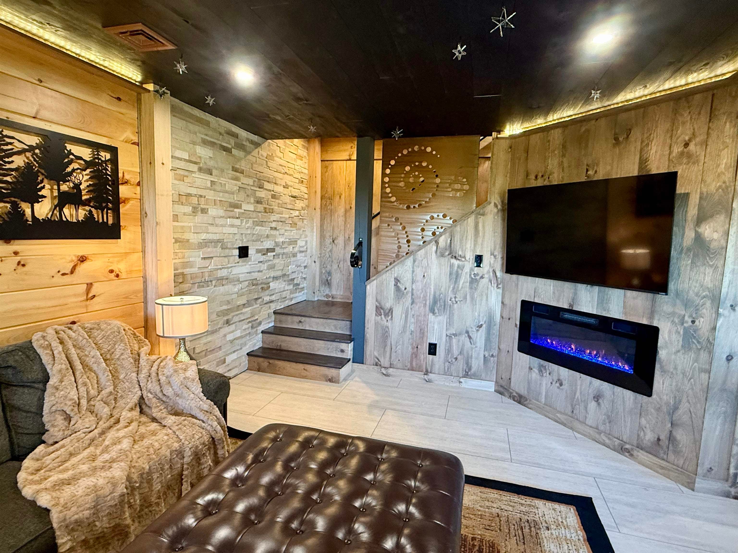 Bridgton, Maine, 04009, United States, 4 Bedrooms Bedrooms, ,2 BathroomsBathrooms,Residential,Active,1960142