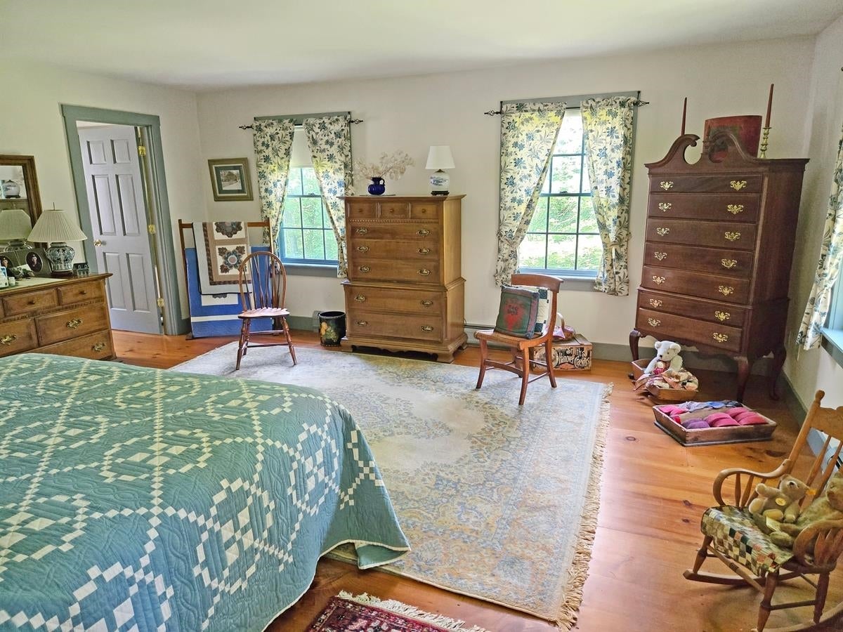 Hartford, Vermont, 05001, United States, 4 Bedrooms Bedrooms, ,4 BathroomsBathrooms,Residential,Active,1941371
